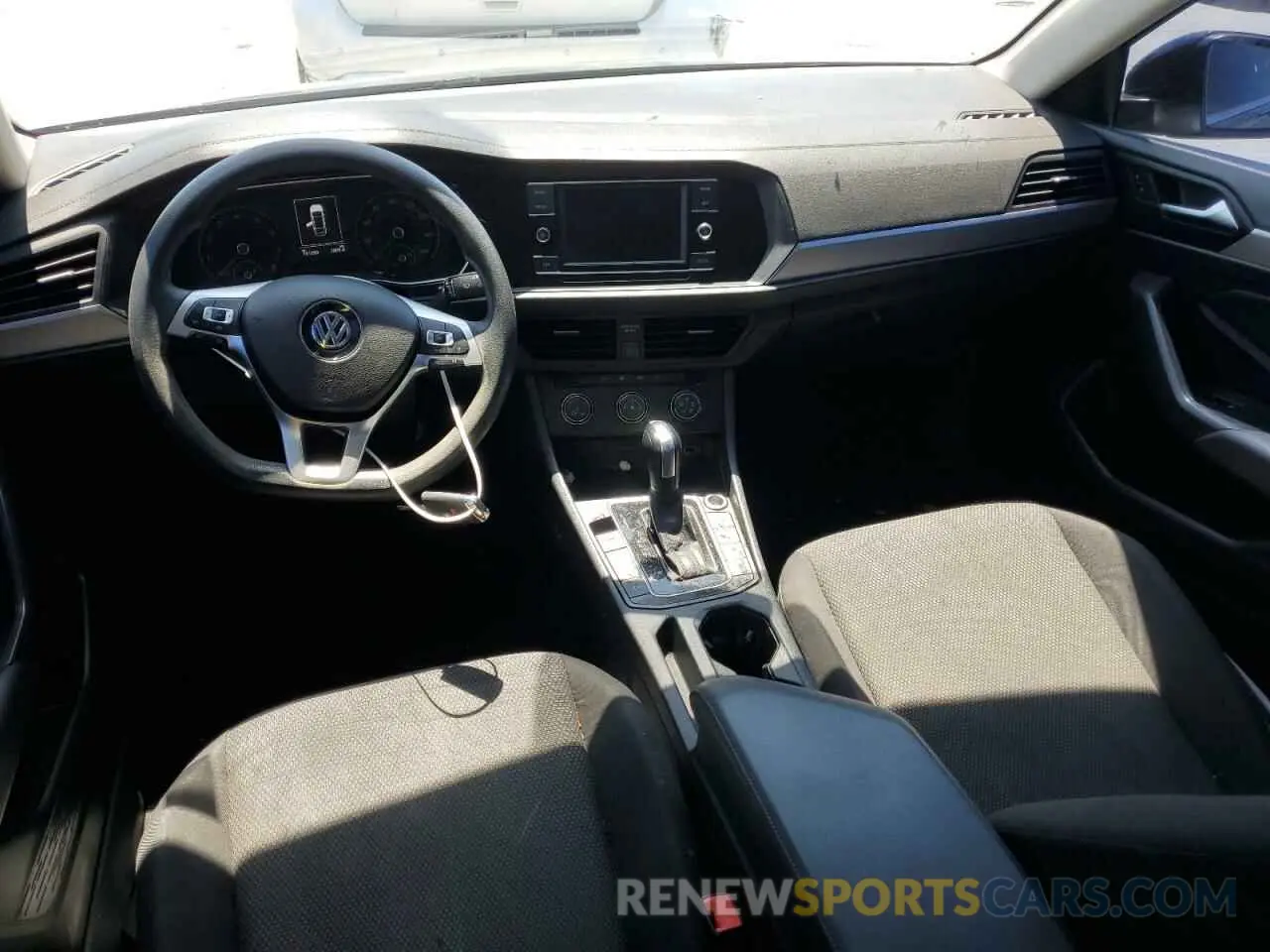 8 Photograph of a damaged car 3VWC57BU0KM142076 VOLKSWAGEN JETTA 2019