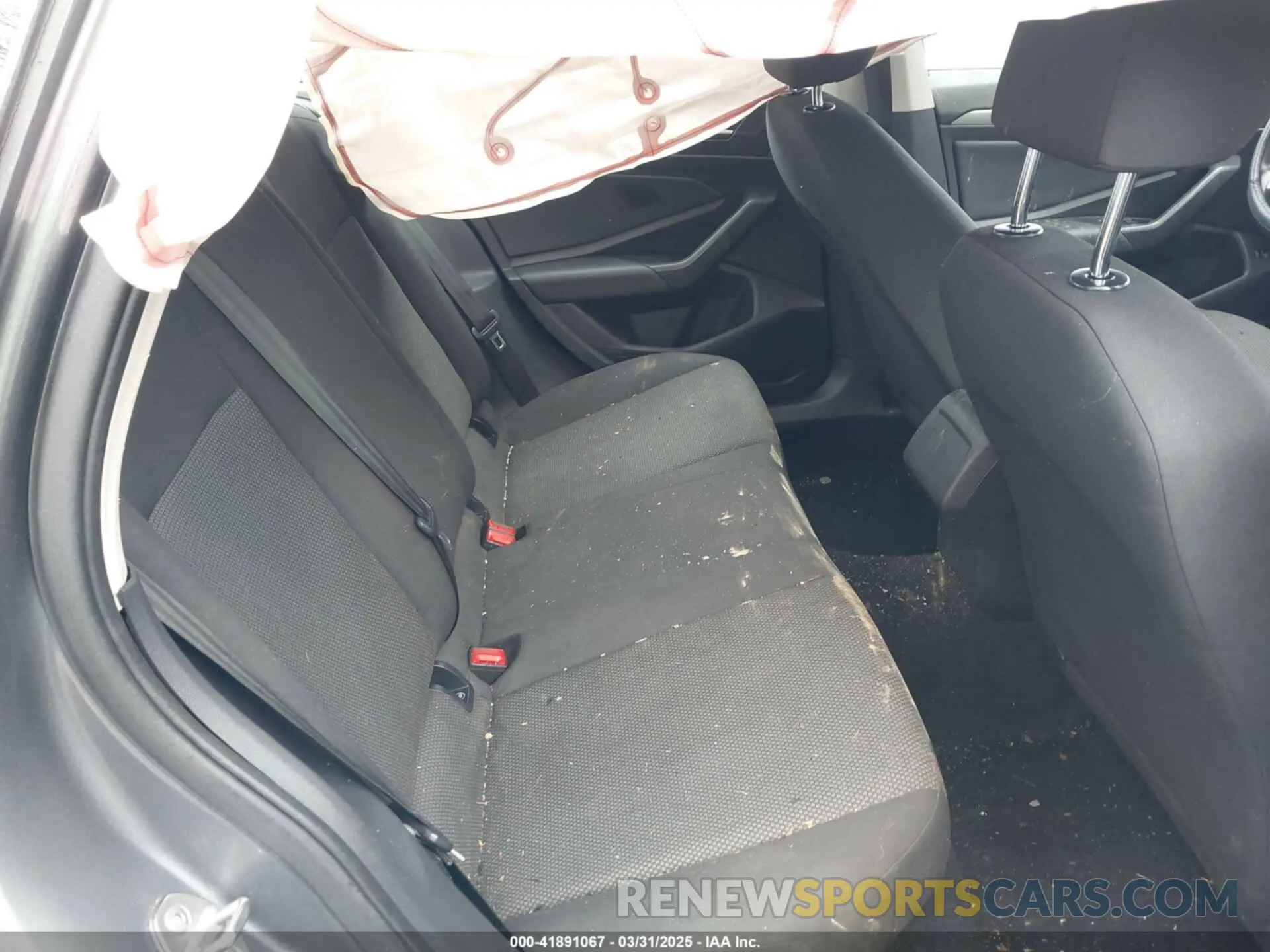 8 Photograph of a damaged car 3VWC57BU0KM232201 VOLKSWAGEN JETTA 2019