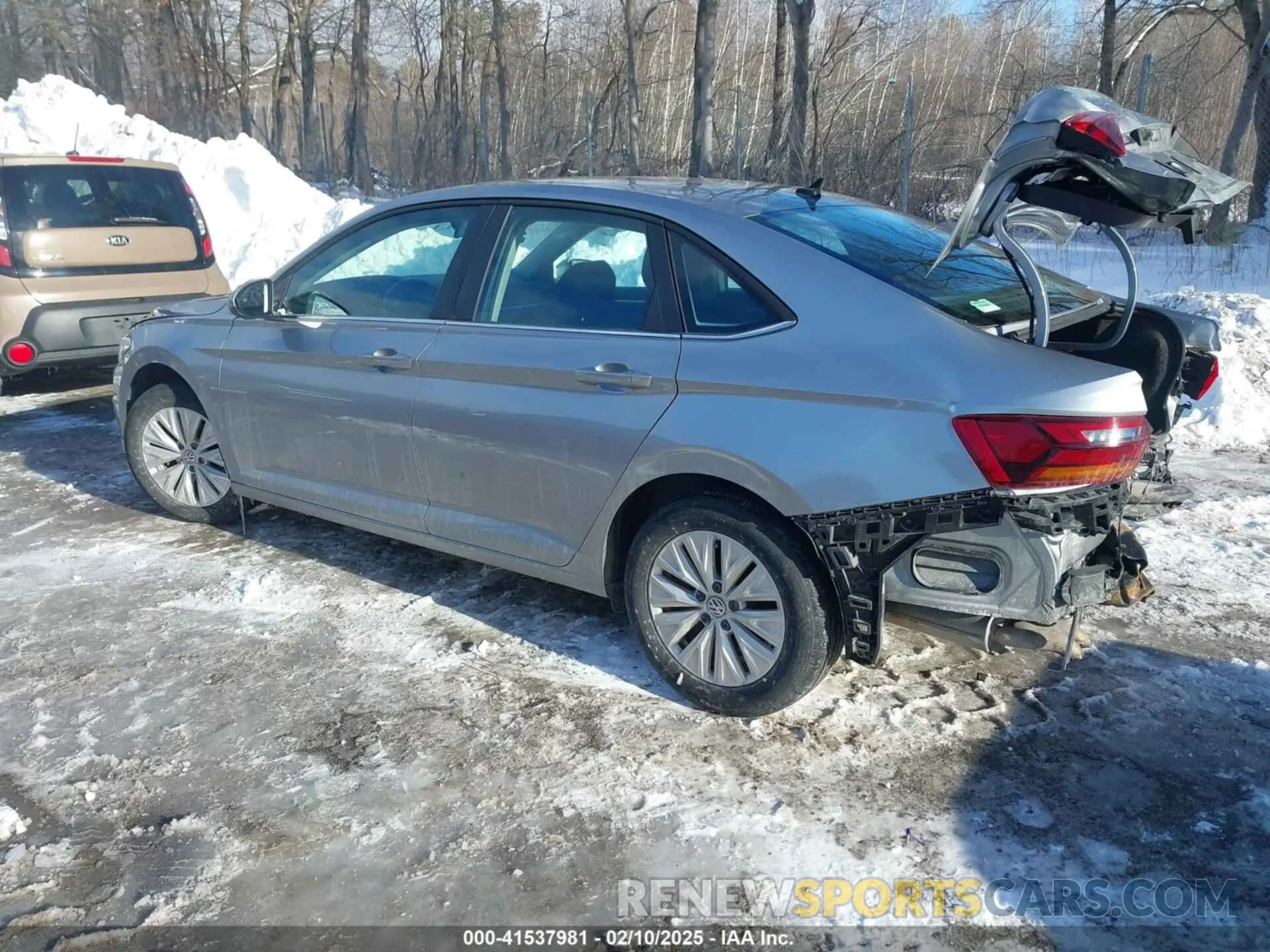 3 Фотография поврежденного автомобиля 3VWC57BU0KM235020 VOLKSWAGEN JETTA 2019
