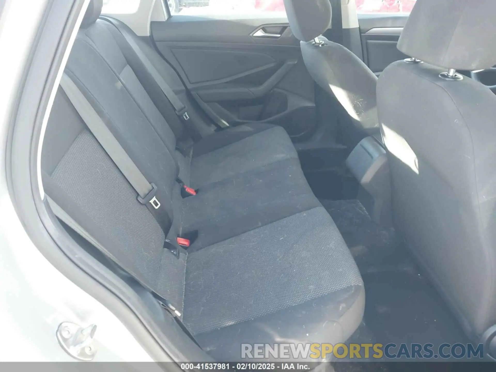 8 Фотография поврежденного автомобиля 3VWC57BU0KM235020 VOLKSWAGEN JETTA 2019
