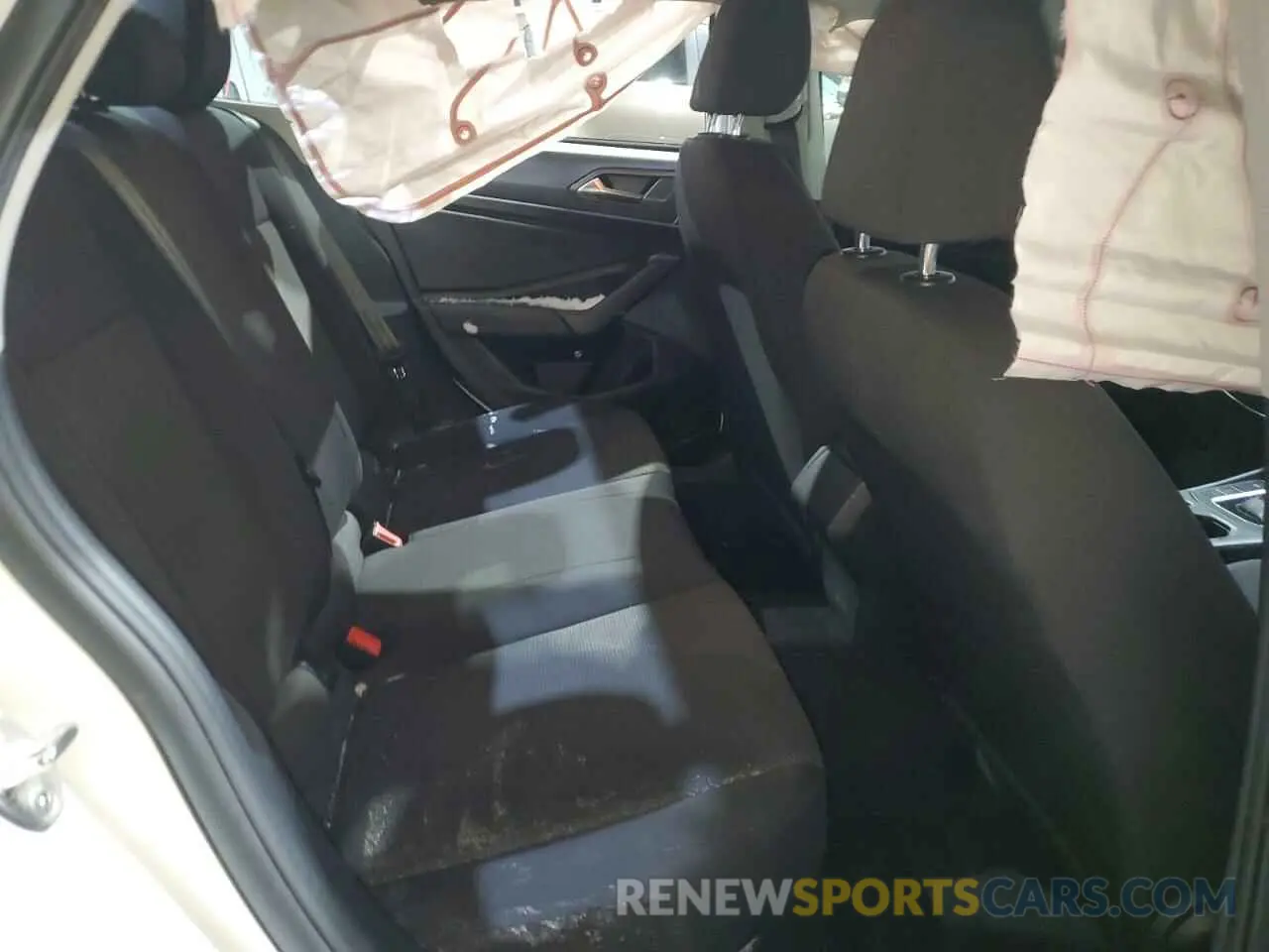 10 Фотография поврежденного автомобиля 3VWC57BU0KM273640 VOLKSWAGEN JETTA 2019