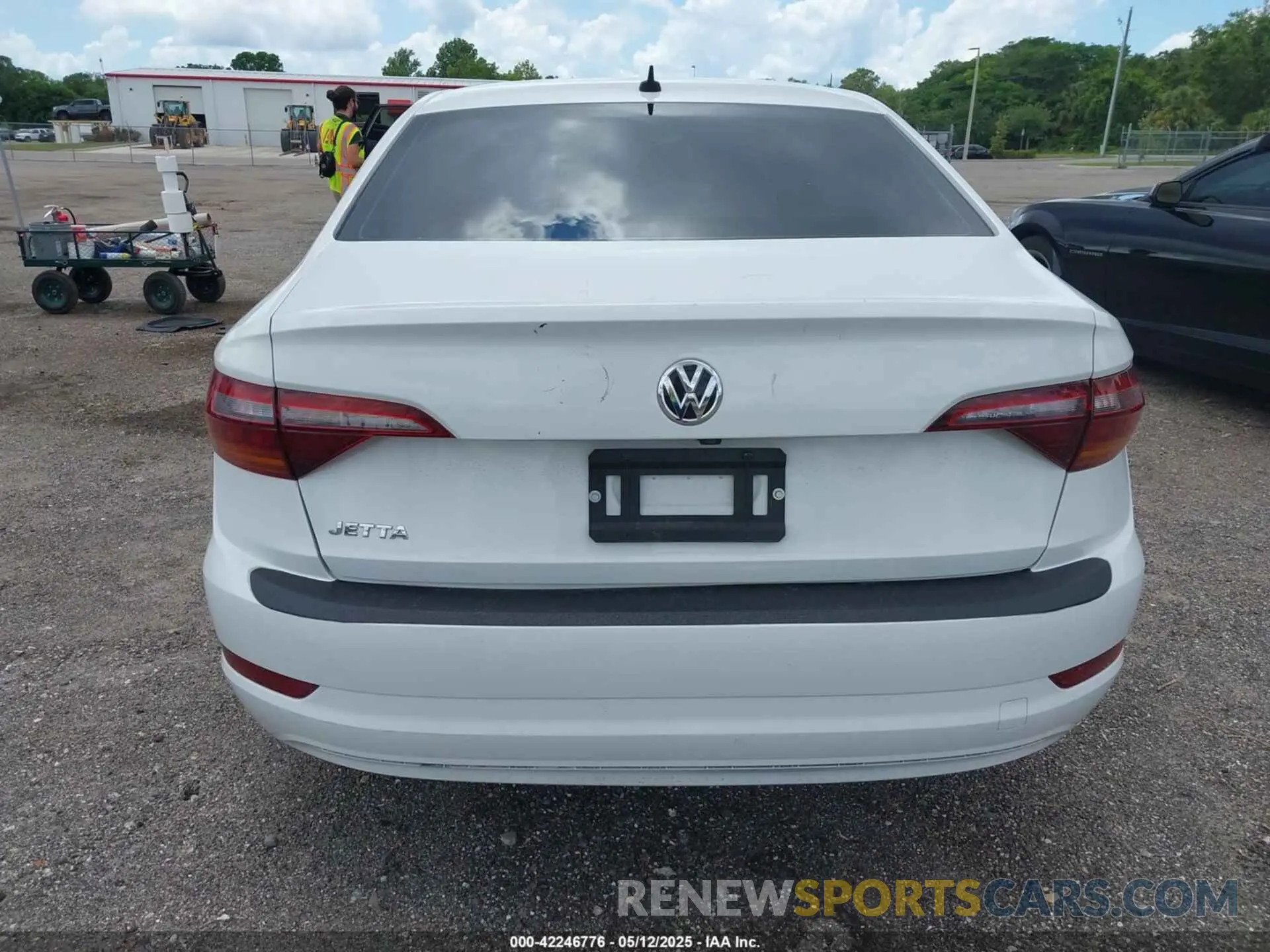 16 Photograph of a damaged car 3VWC57BU1KM025946 VOLKSWAGEN JETTA 2019