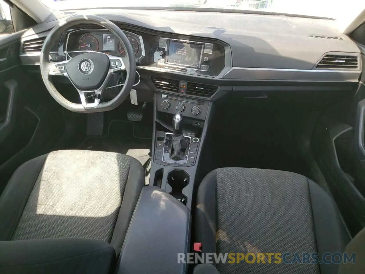 8 Photograph of a damaged car 3VWC57BU1KM044769 VOLKSWAGEN JETTA 2019