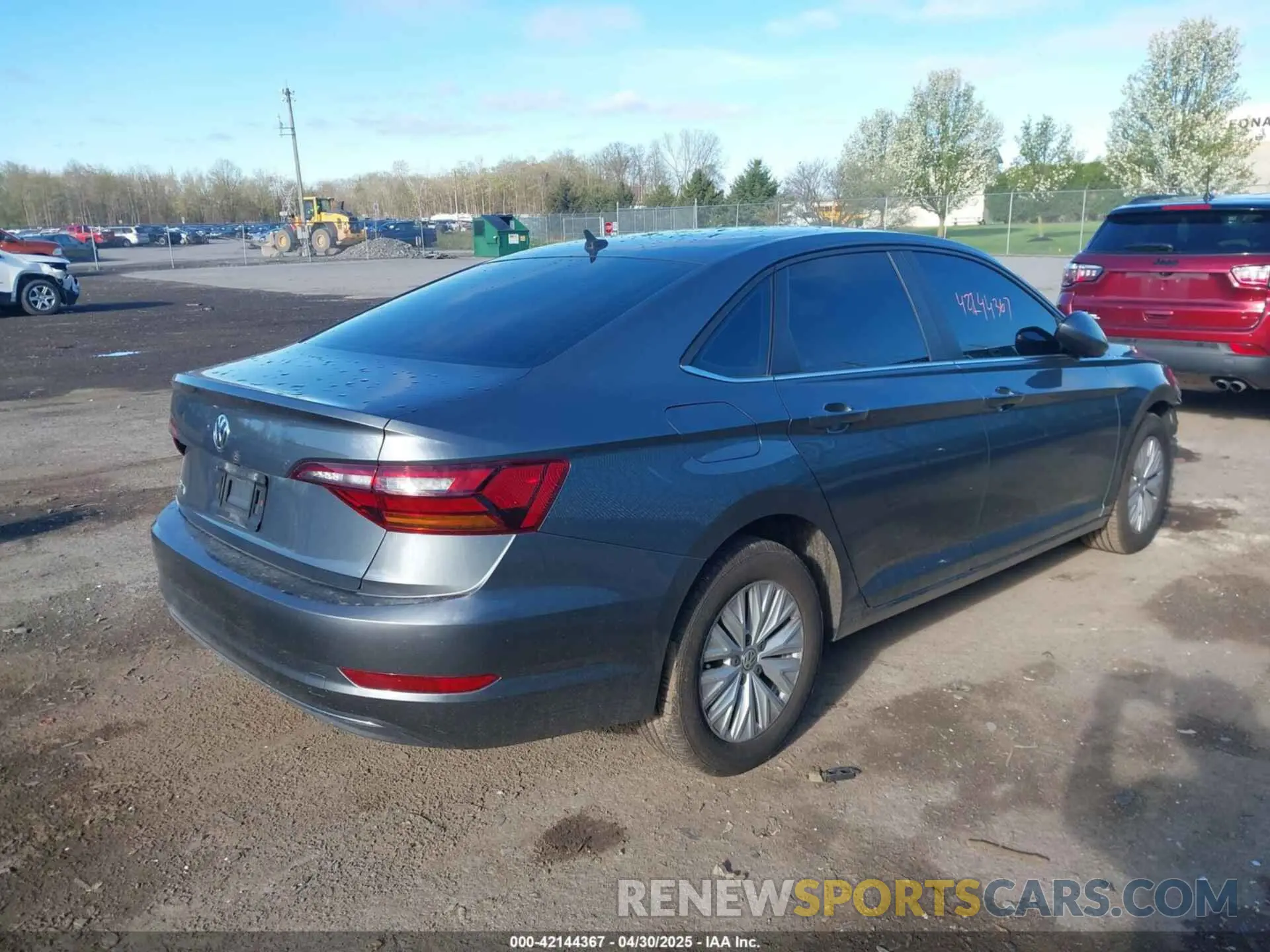 4 Фотография поврежденного автомобиля 3VWC57BU1KM053245 VOLKSWAGEN JETTA 2019