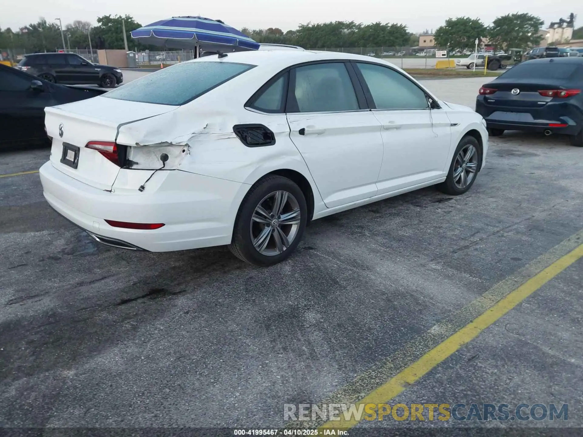 4 Фотография поврежденного автомобиля 3VWC57BU1KM081286 VOLKSWAGEN JETTA 2019