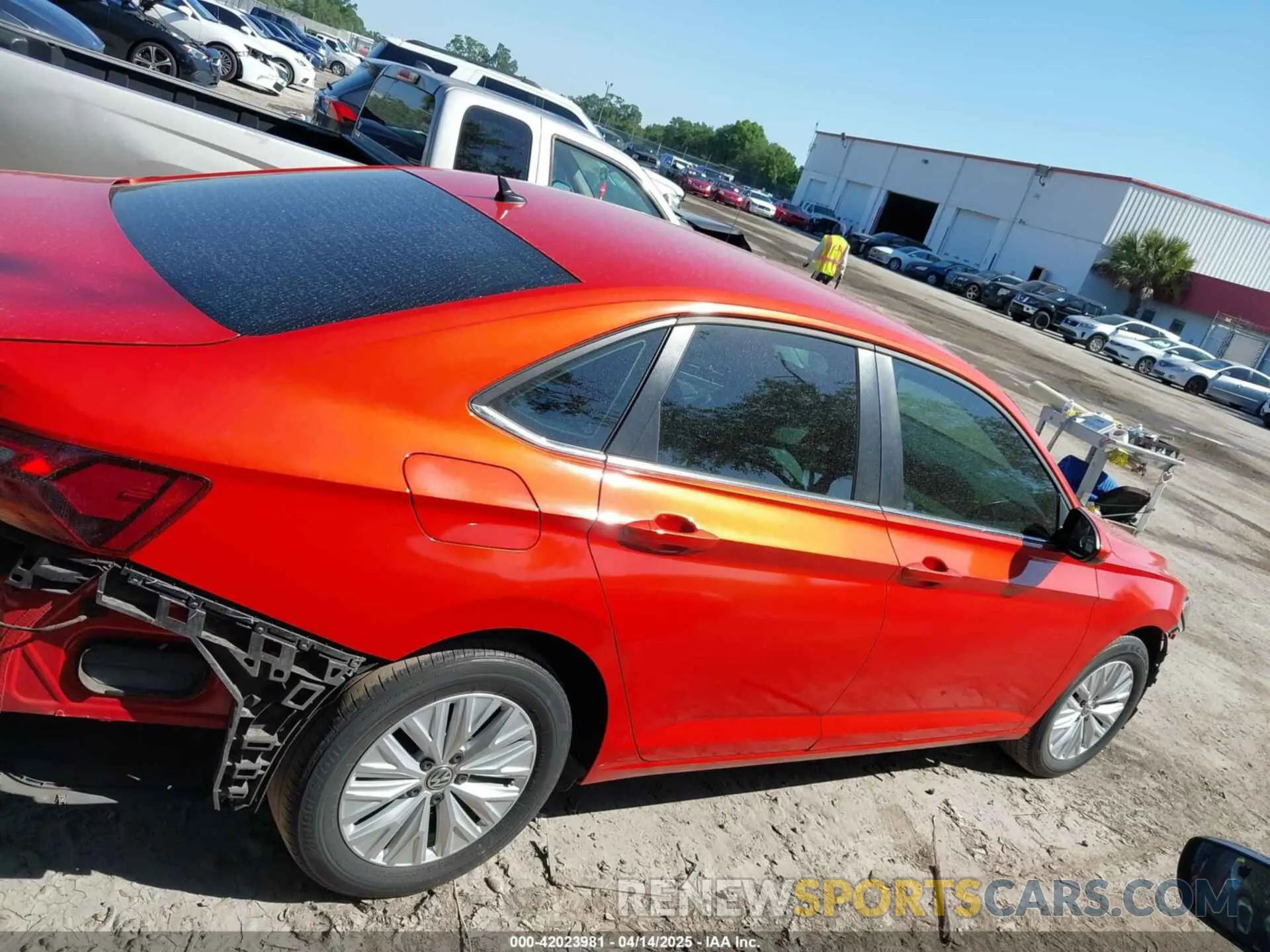 12 Photograph of a damaged car 3VWC57BU1KM152437 VOLKSWAGEN JETTA 2019
