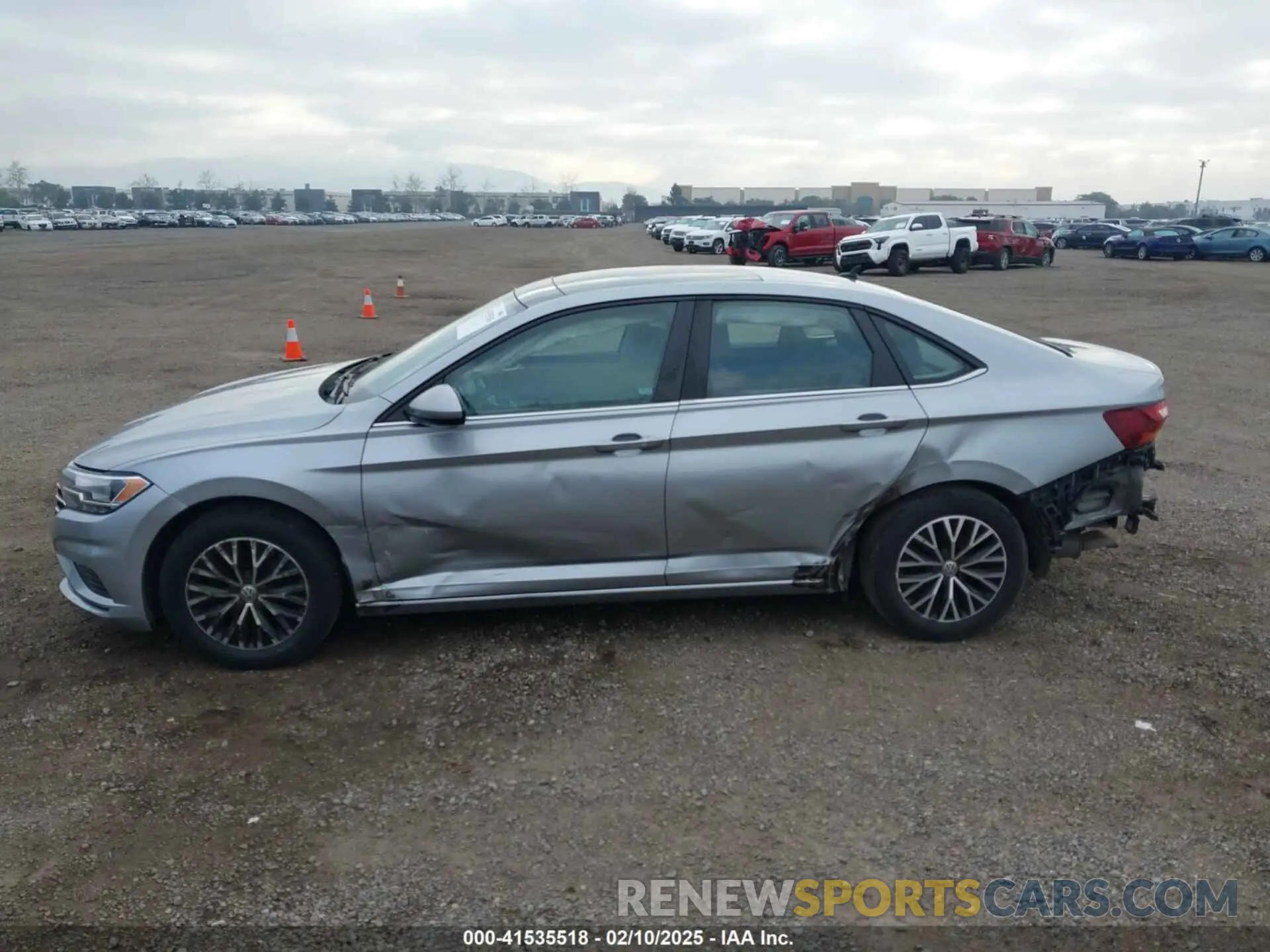 15 Фотография поврежденного автомобиля 3VWC57BU1KM201569 VOLKSWAGEN JETTA 2019