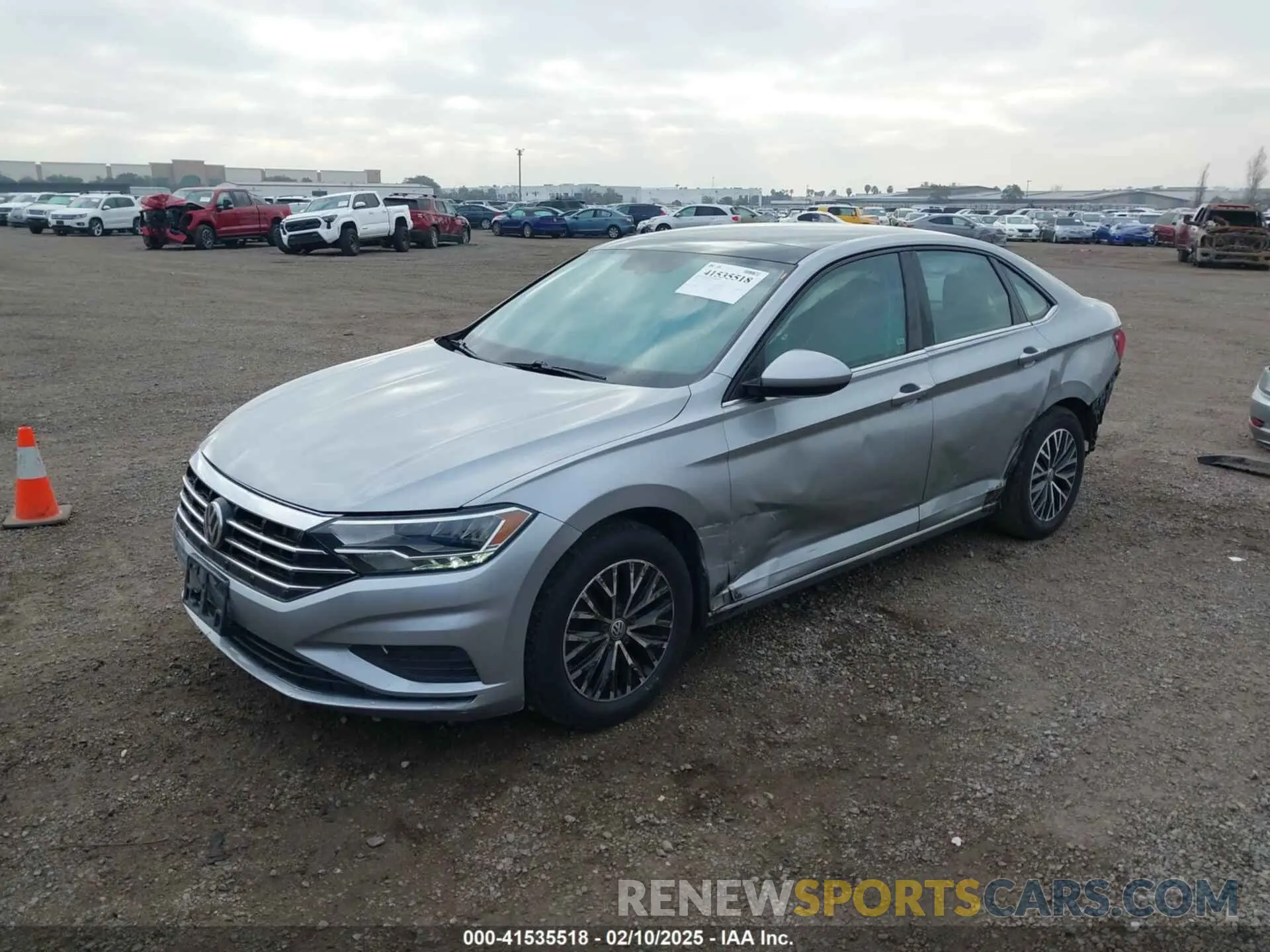 2 Фотография поврежденного автомобиля 3VWC57BU1KM201569 VOLKSWAGEN JETTA 2019