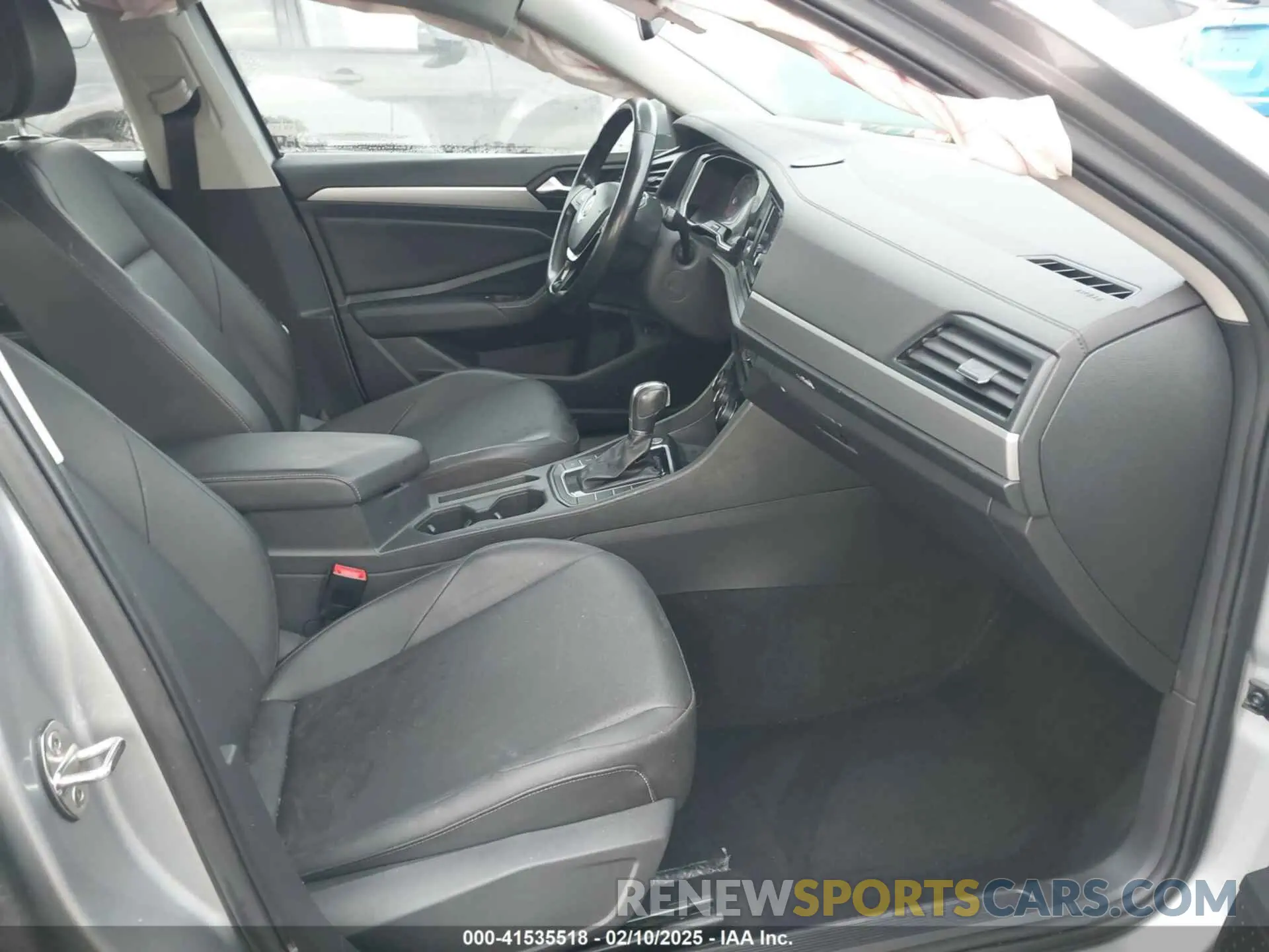 5 Фотография поврежденного автомобиля 3VWC57BU1KM201569 VOLKSWAGEN JETTA 2019
