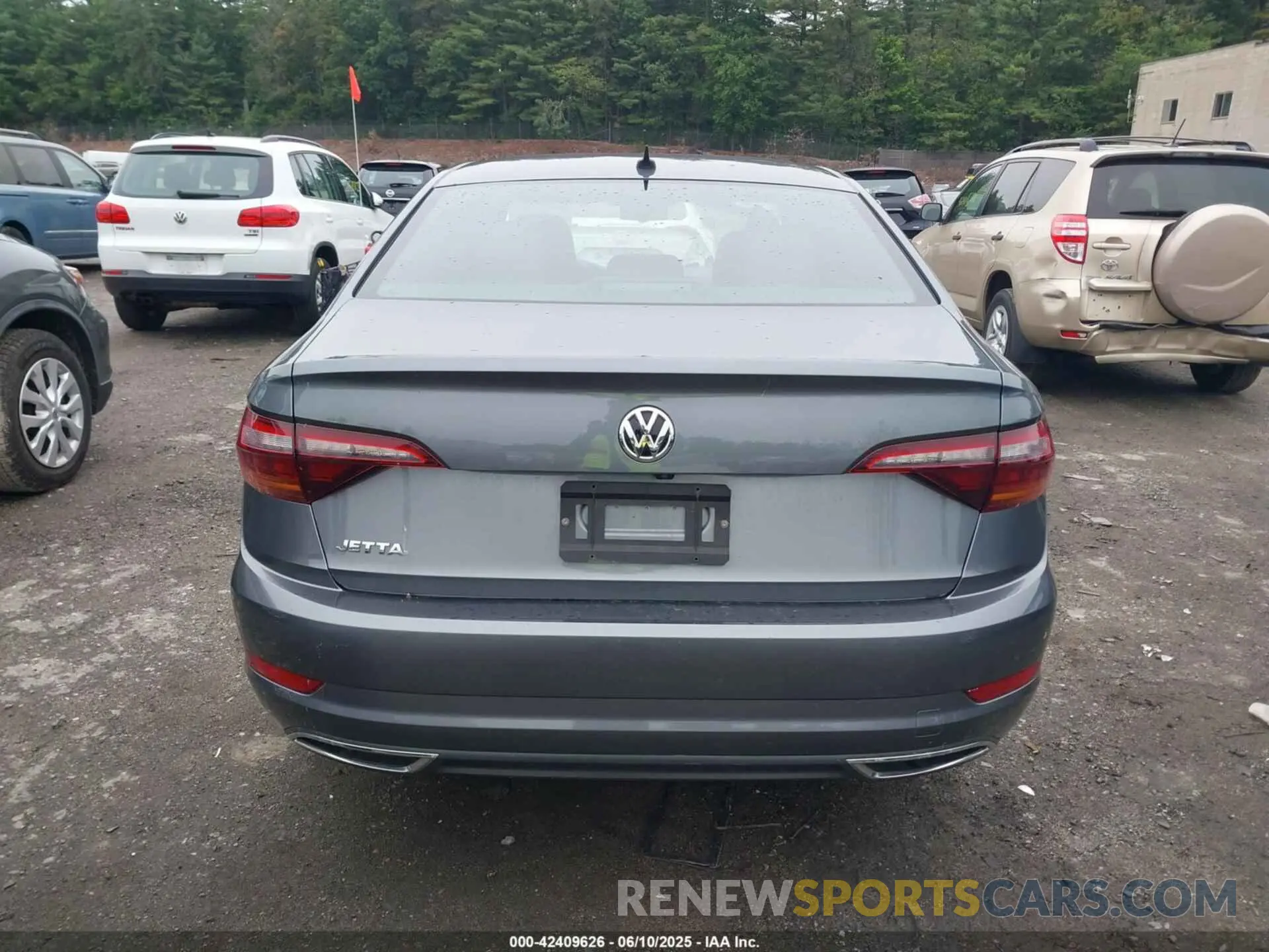 17 Фотография поврежденного автомобиля 3VWC57BU1KM240209 VOLKSWAGEN JETTA 2019