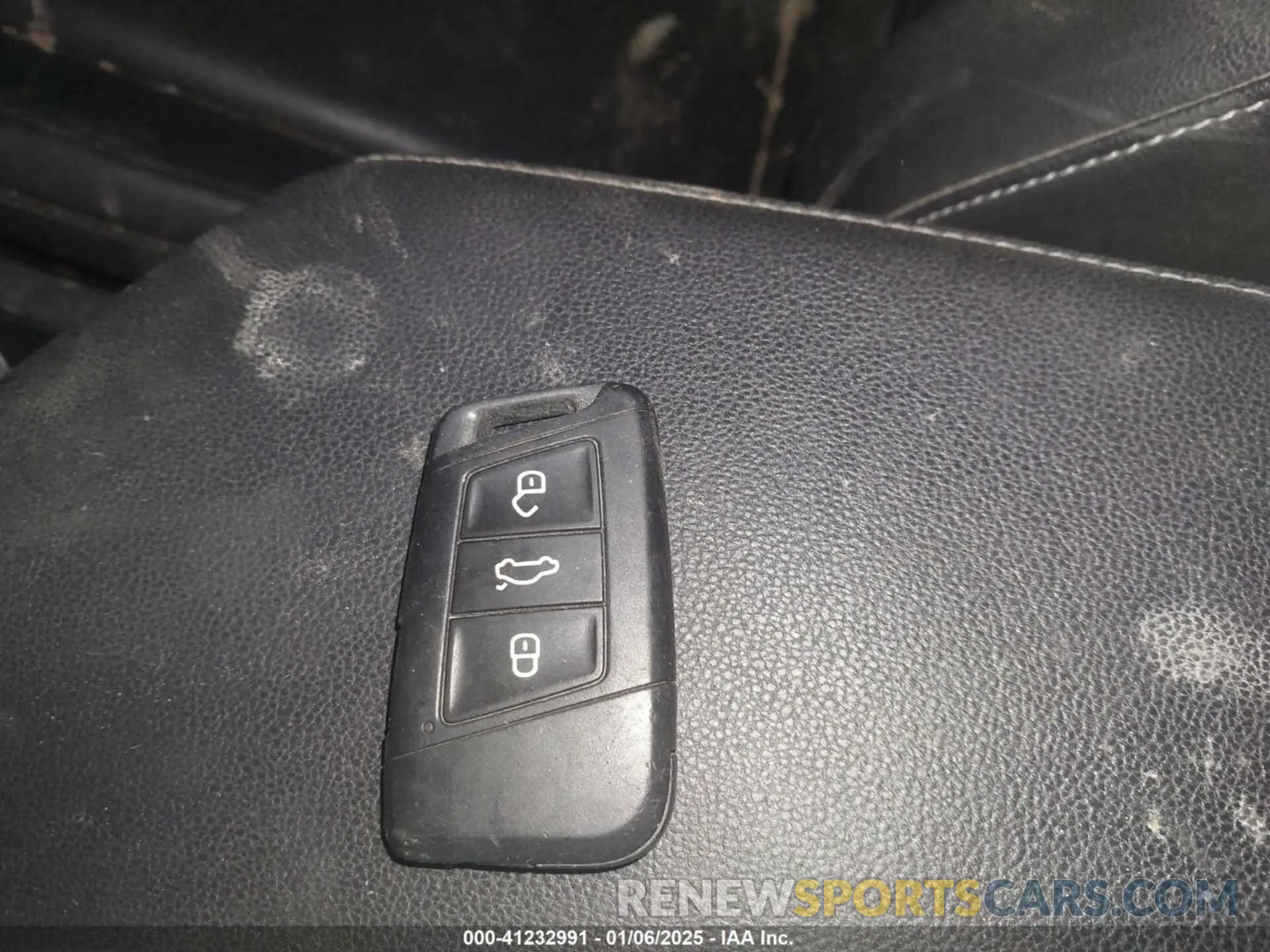 11 Photograph of a damaged car 3VWC57BU2KM039631 VOLKSWAGEN JETTA 2019