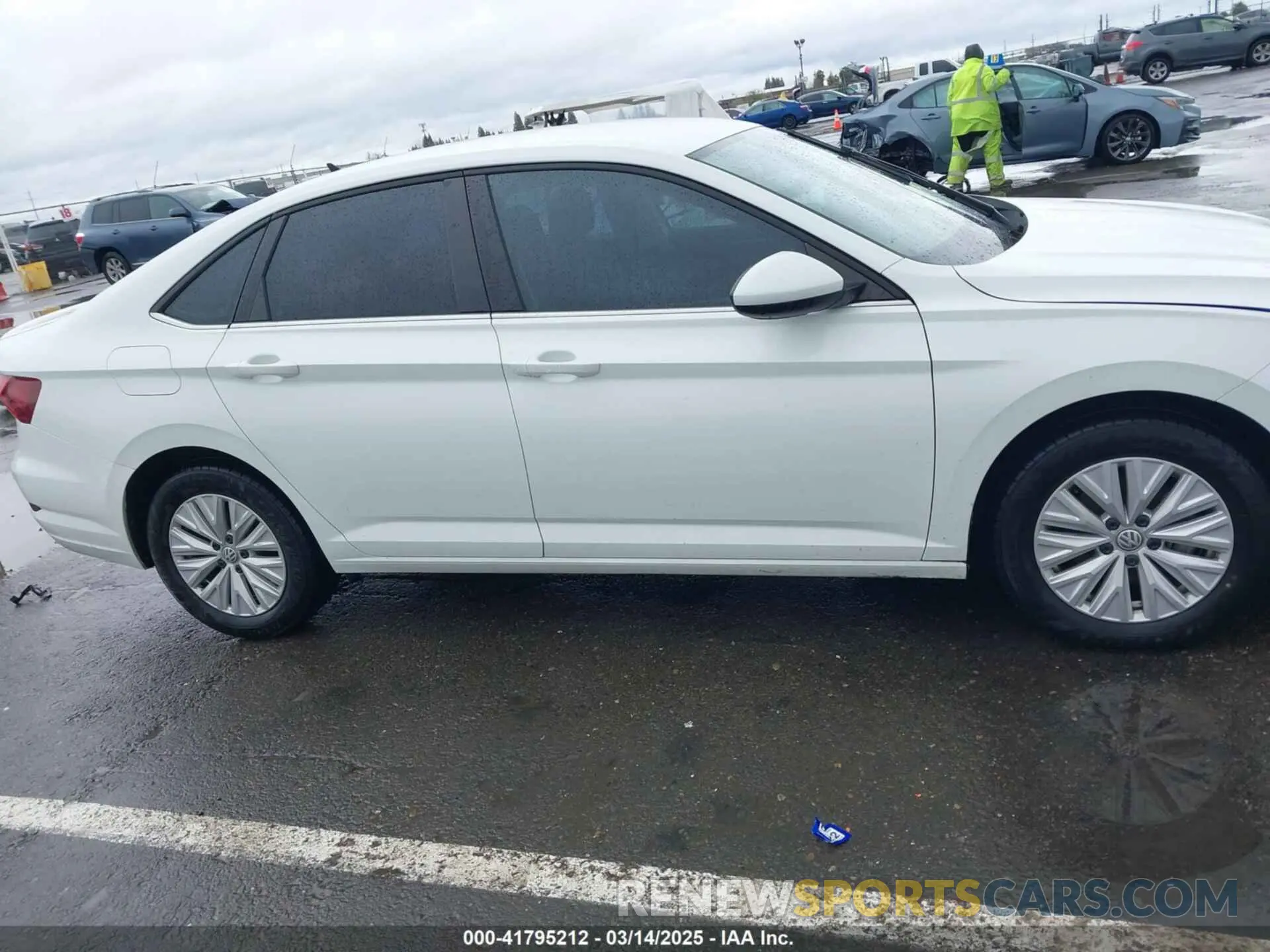13 Photograph of a damaged car 3VWC57BU2KM087081 VOLKSWAGEN JETTA 2019