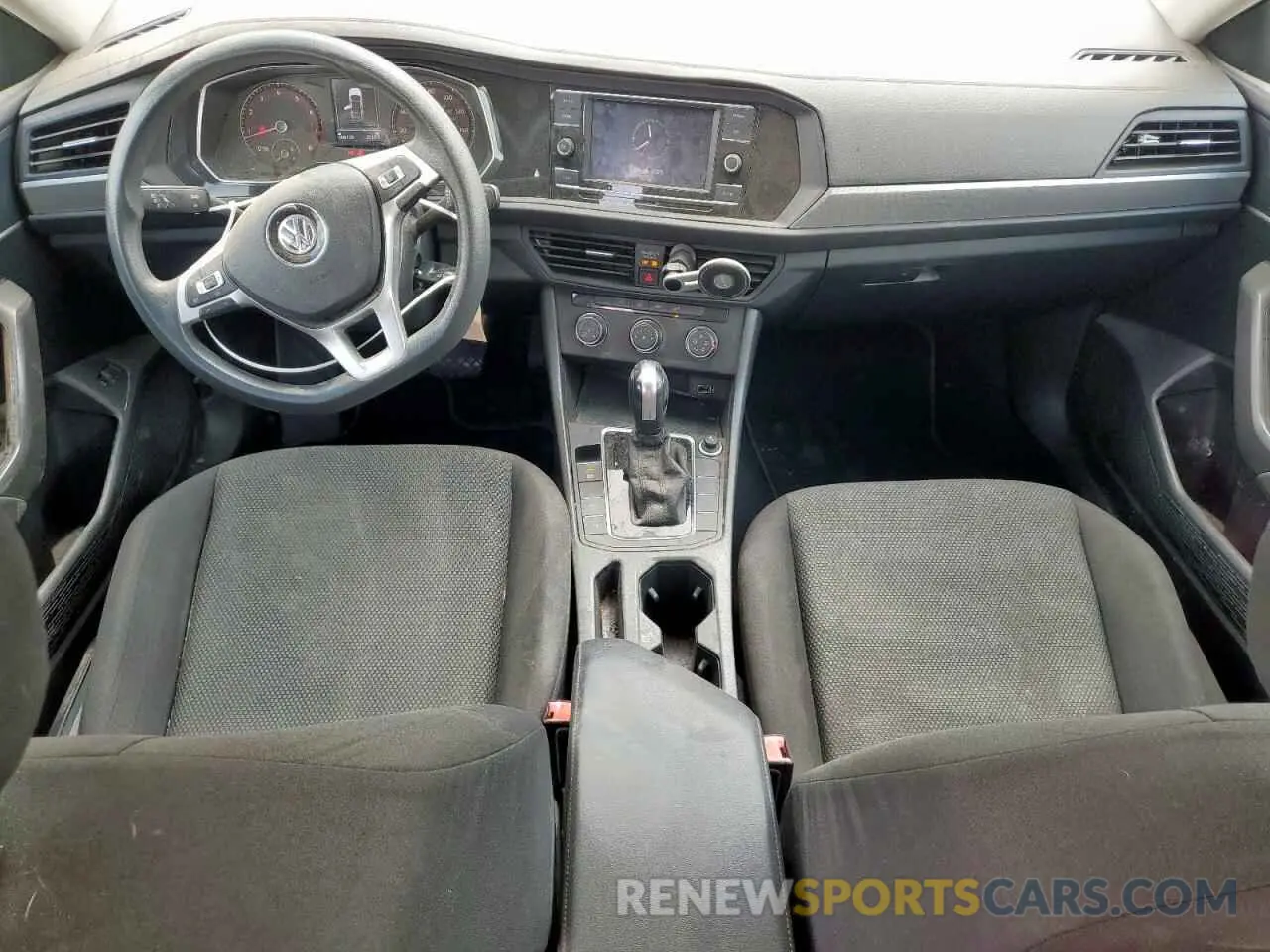 8 Photograph of a damaged car 3VWC57BU2KM092605 VOLKSWAGEN JETTA 2019
