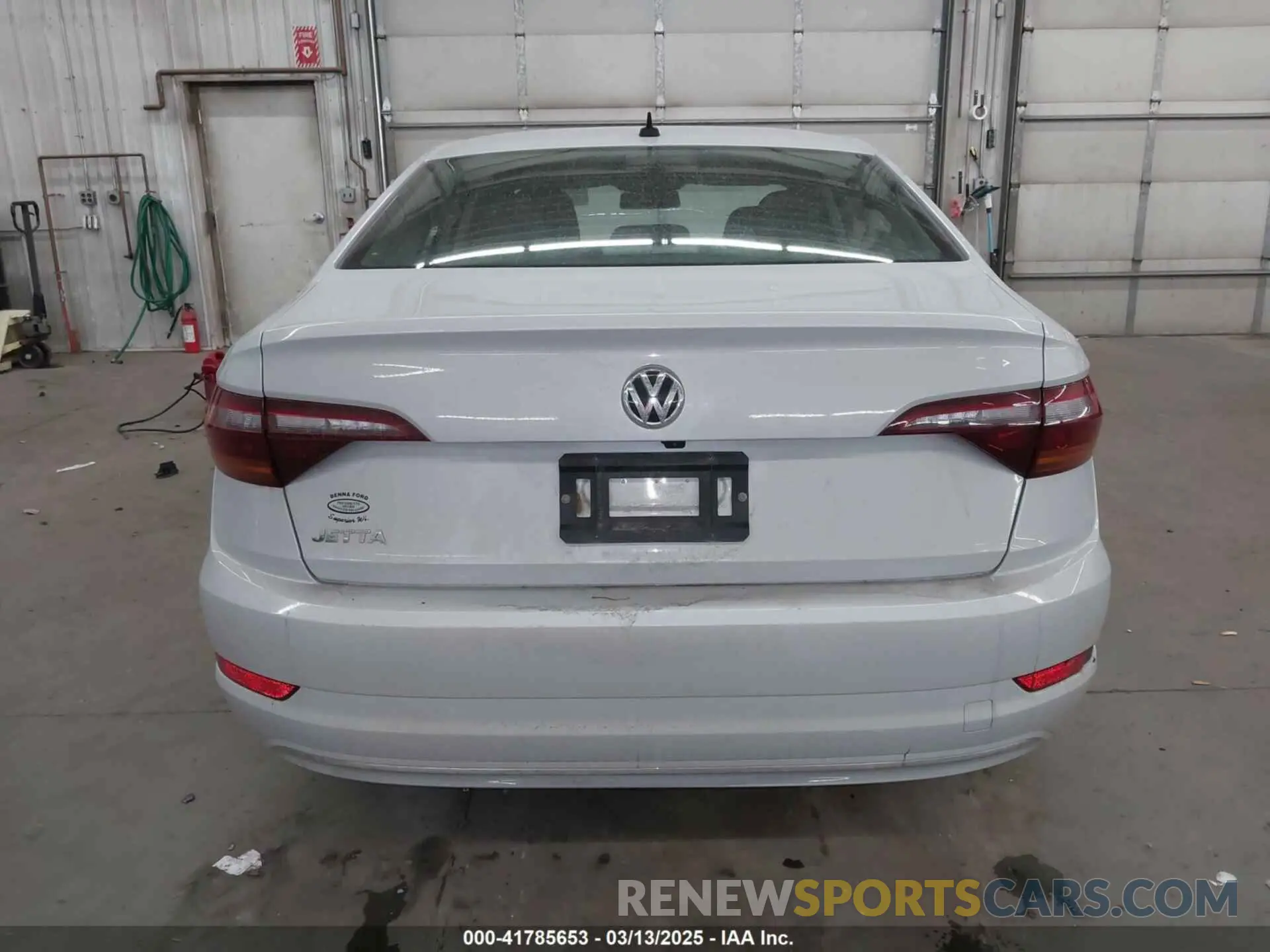 17 Фотография поврежденного автомобиля 3VWC57BU2KM145710 VOLKSWAGEN JETTA 2019