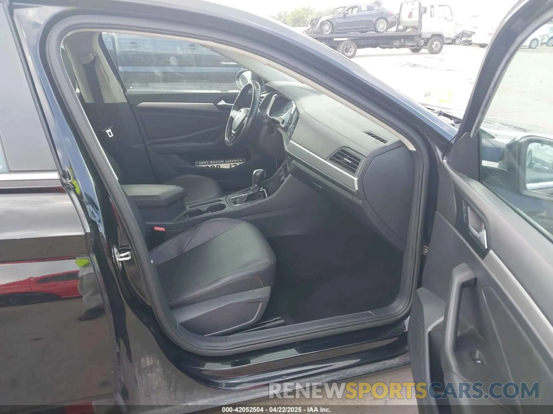 5 Photograph of a damaged car 3VWC57BU2KM159171 VOLKSWAGEN JETTA 2019