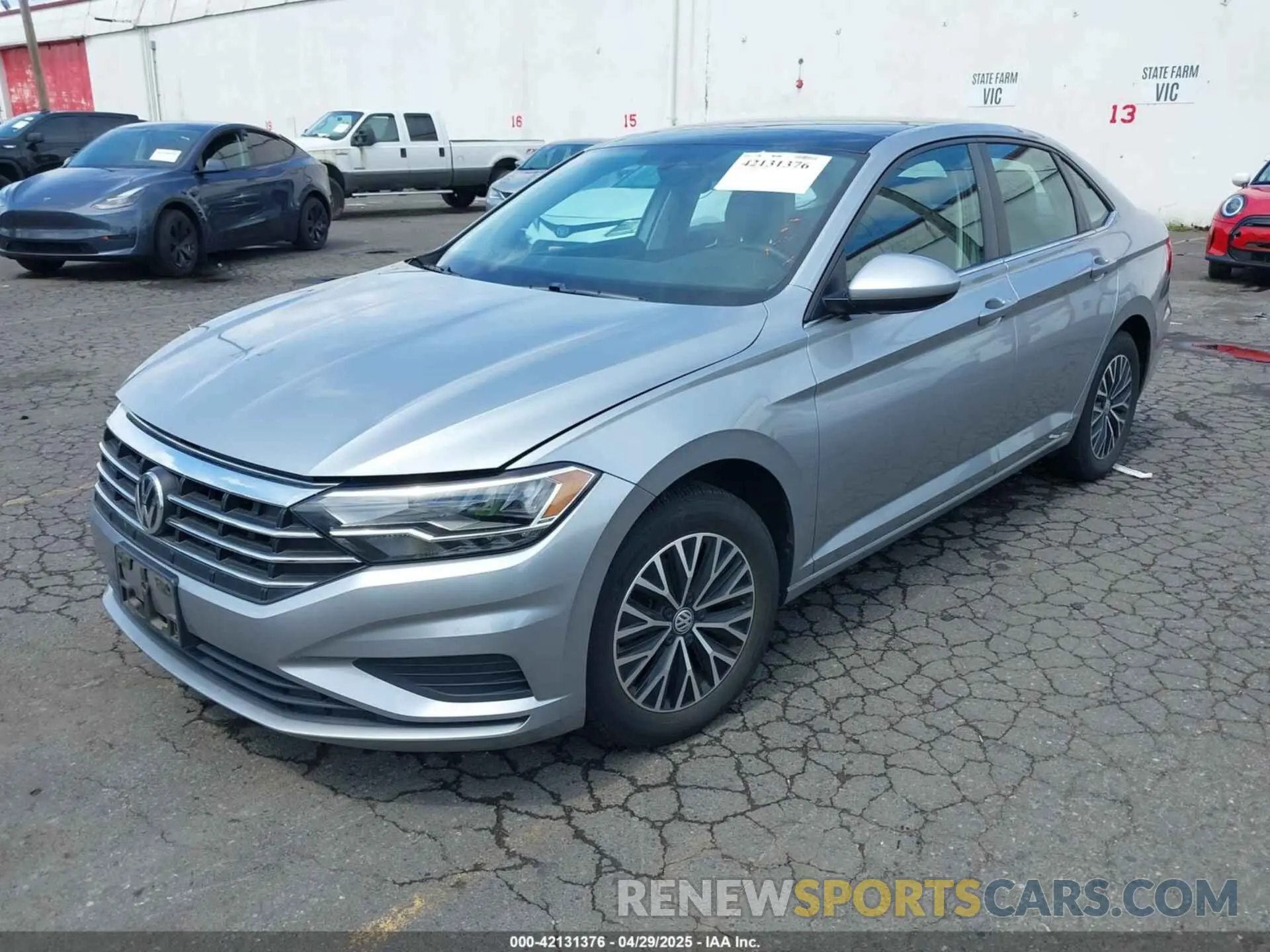 2 Photograph of a damaged car 3VWC57BU2KM215738 VOLKSWAGEN JETTA 2019