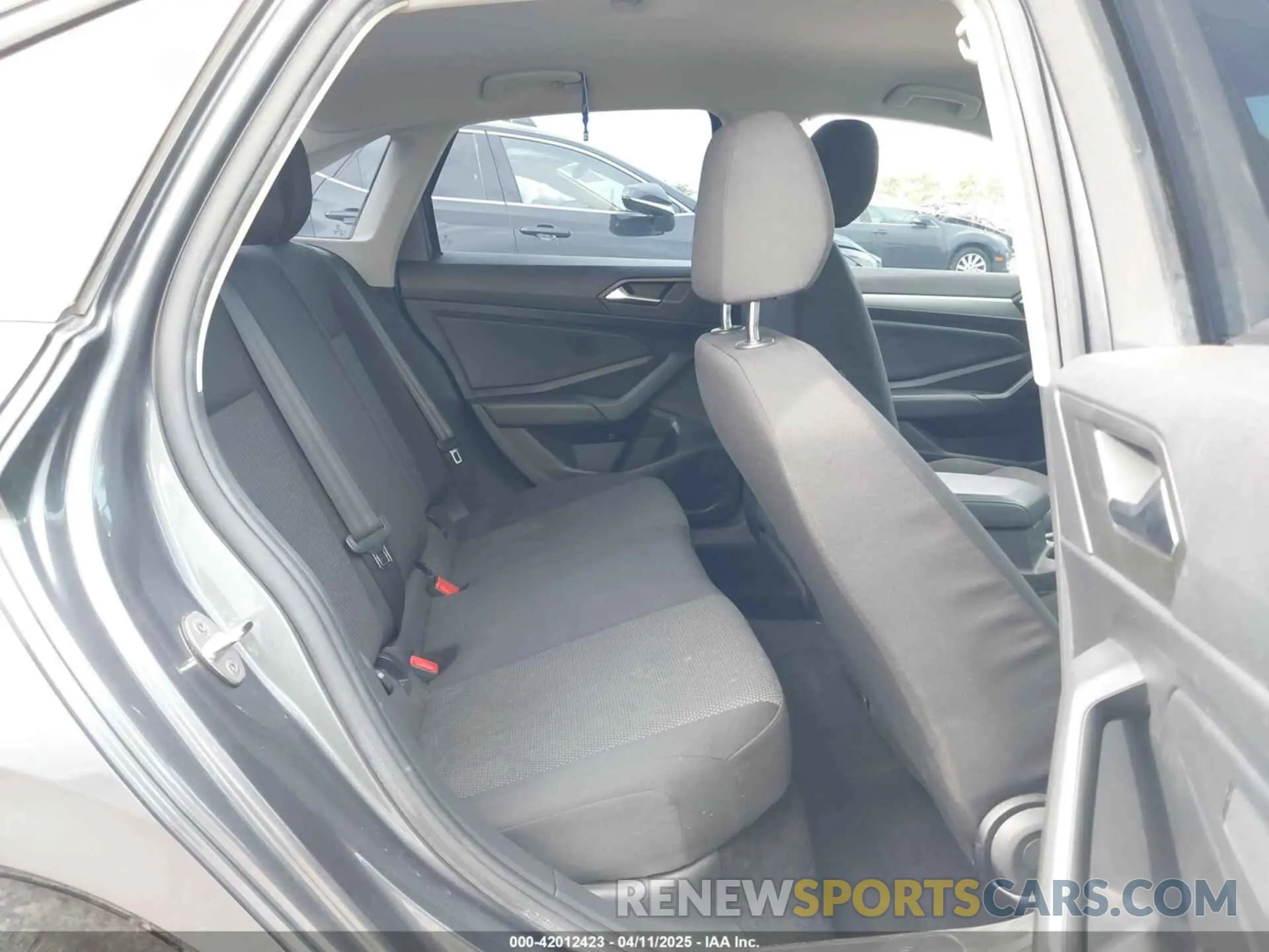 8 Photograph of a damaged car 3VWC57BU3KM018416 VOLKSWAGEN JETTA 2019