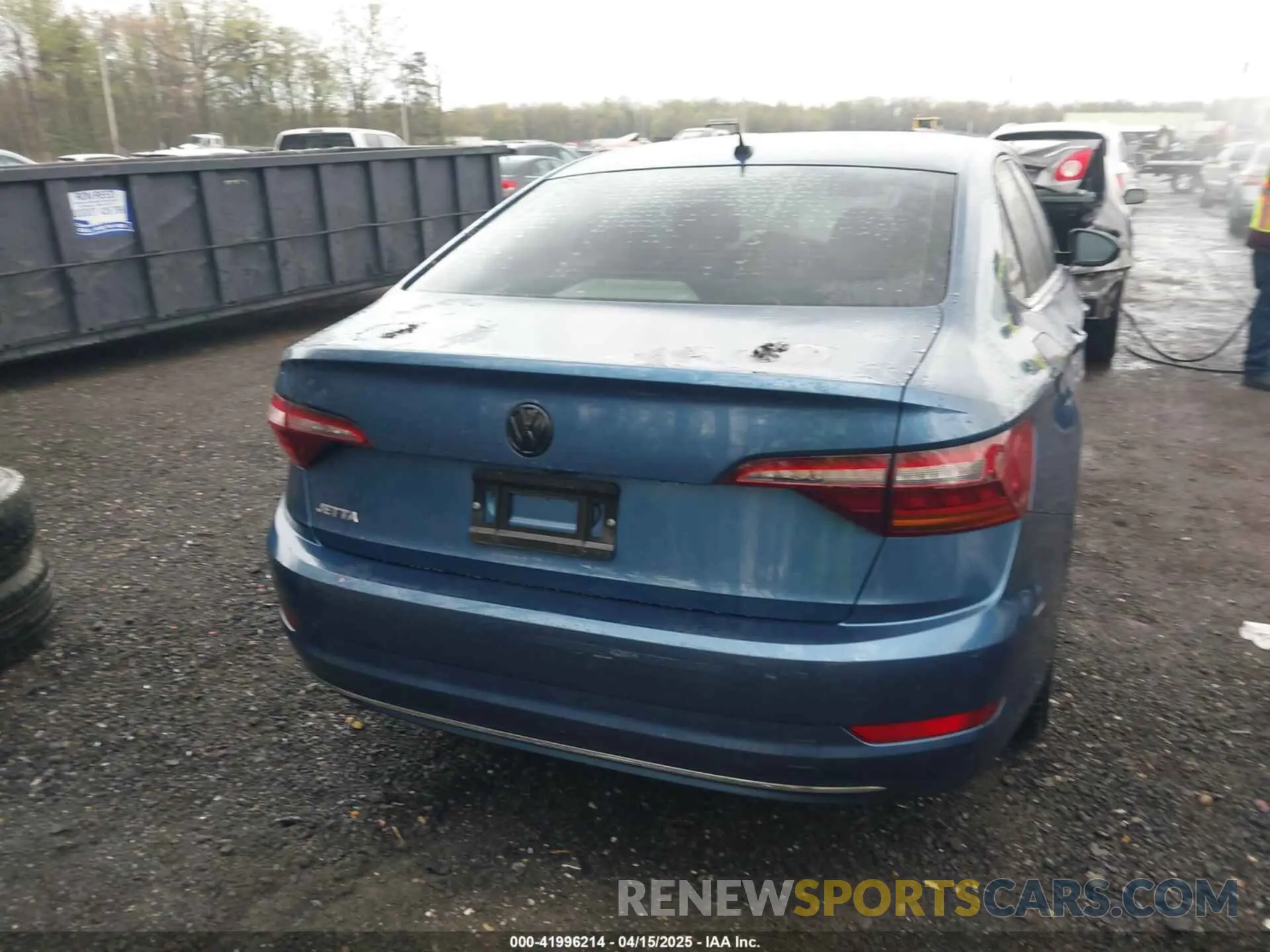 17 Photograph of a damaged car 3VWC57BU3KM033532 VOLKSWAGEN JETTA 2019