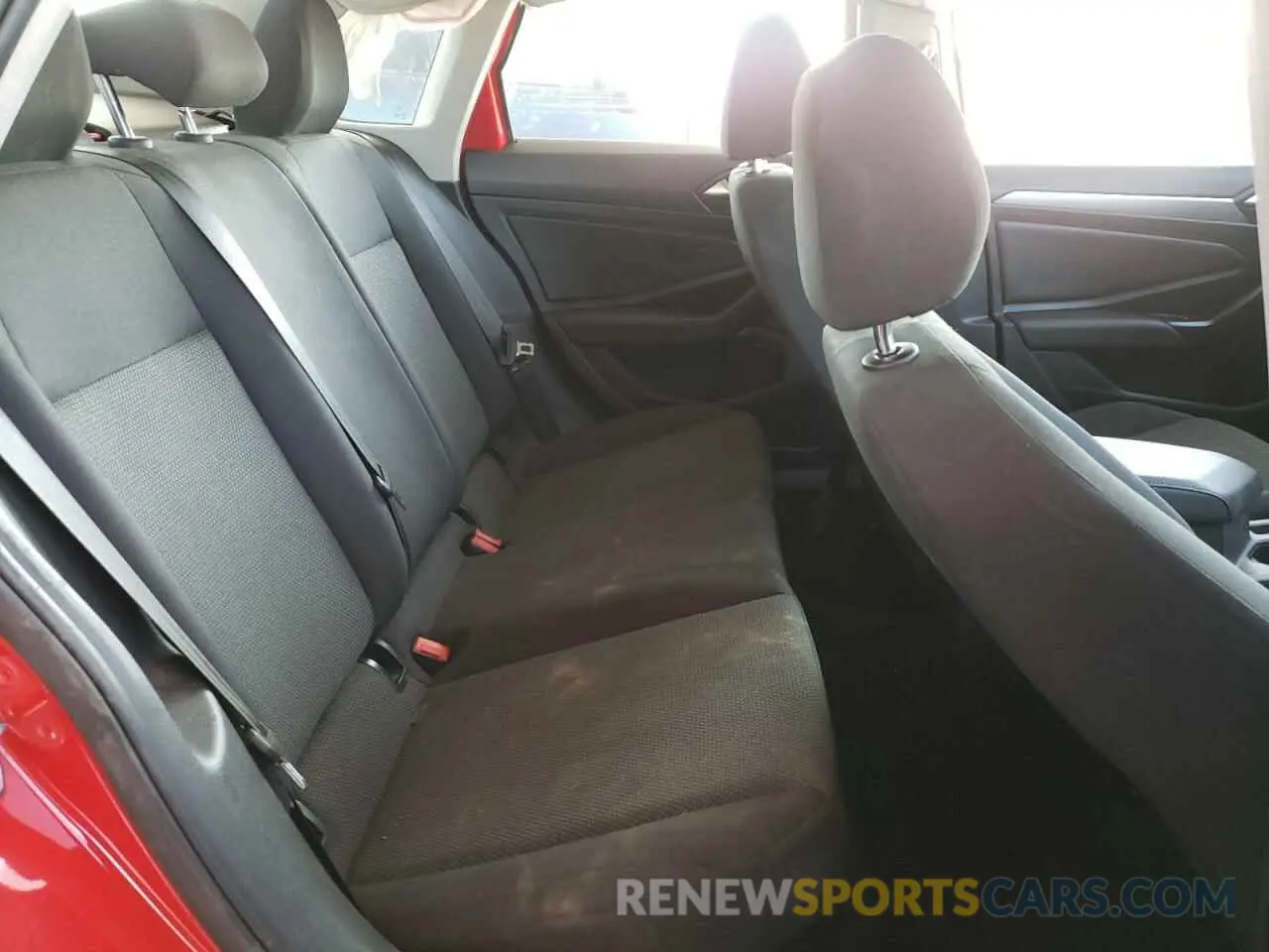 10 Фотография поврежденного автомобиля 3VWC57BU3KM186654 VOLKSWAGEN JETTA 2019