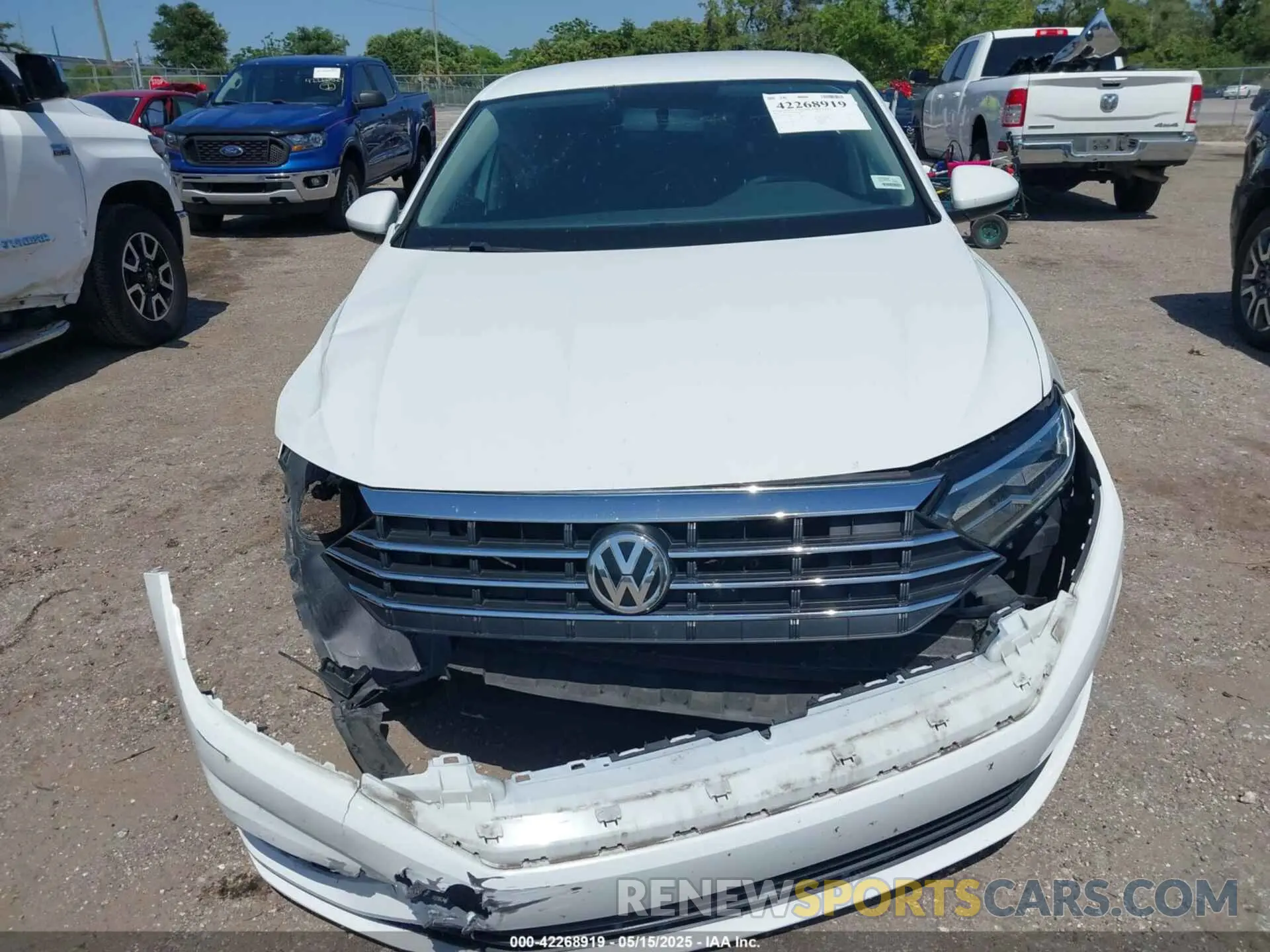 12 Photograph of a damaged car 3VWC57BU3KM273289 VOLKSWAGEN JETTA 2019