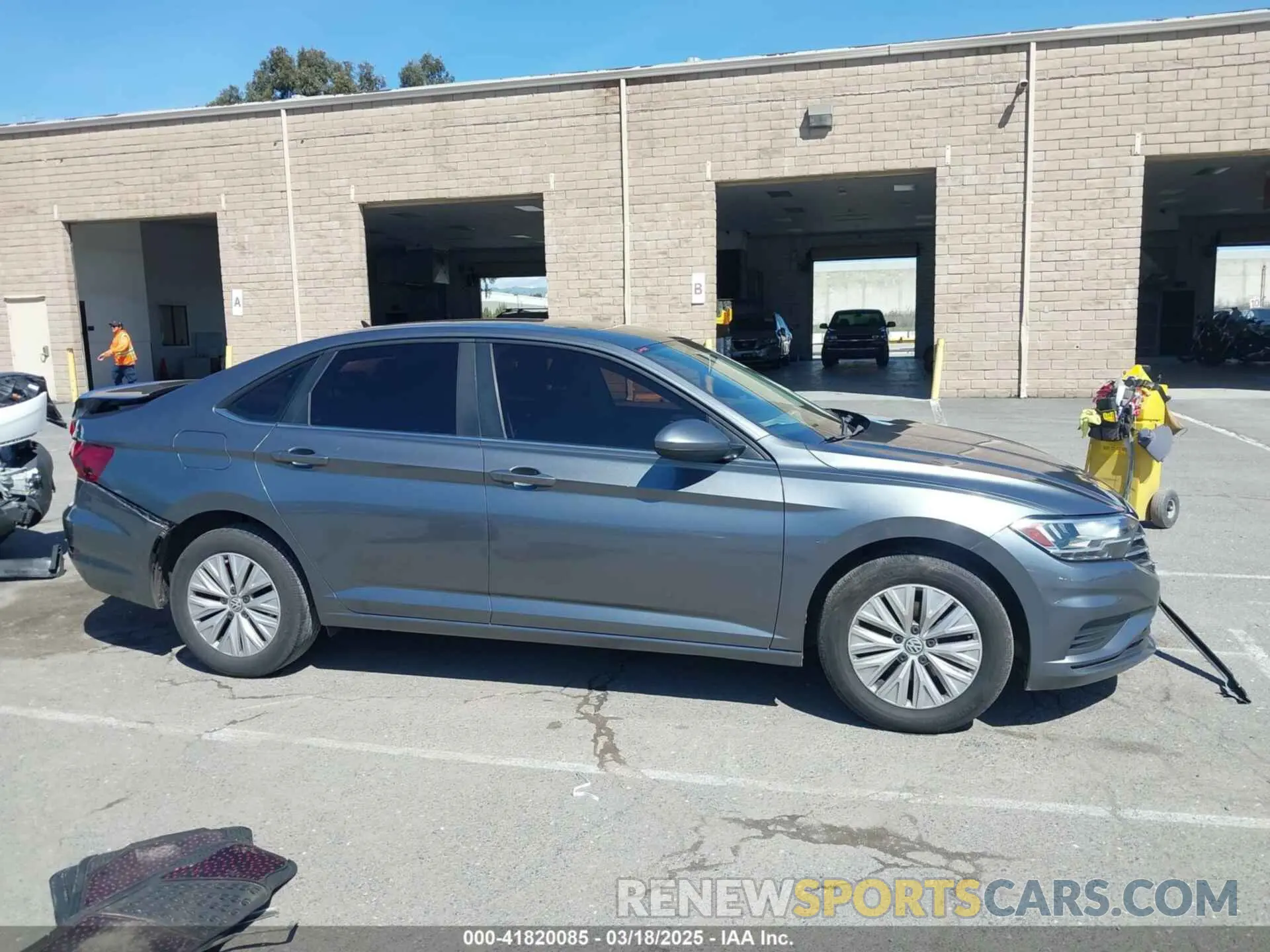 13 Photograph of a damaged car 3VWC57BU4KM039422 VOLKSWAGEN JETTA 2019