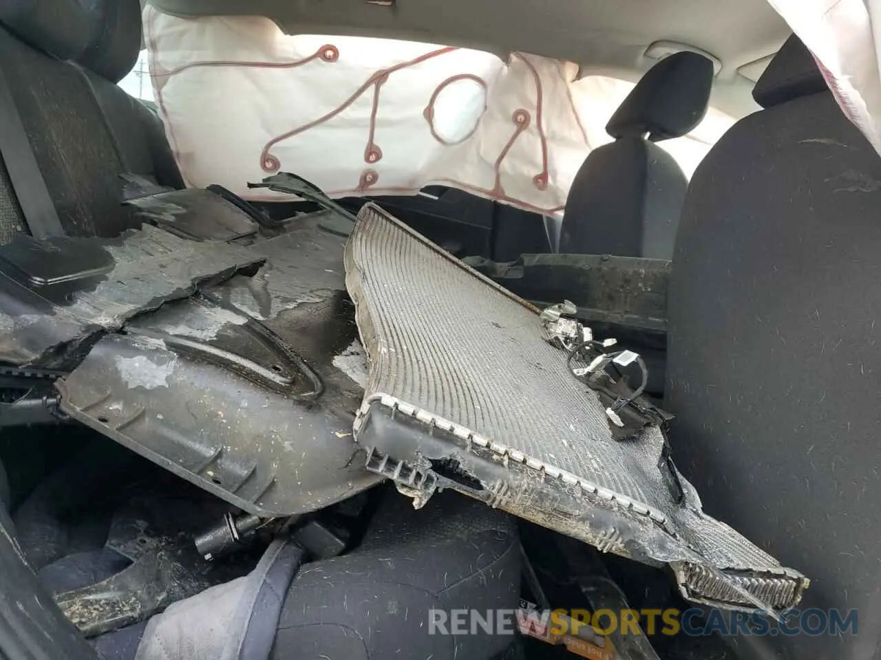 10 Photograph of a damaged car 3VWC57BU4KM058813 VOLKSWAGEN JETTA 2019