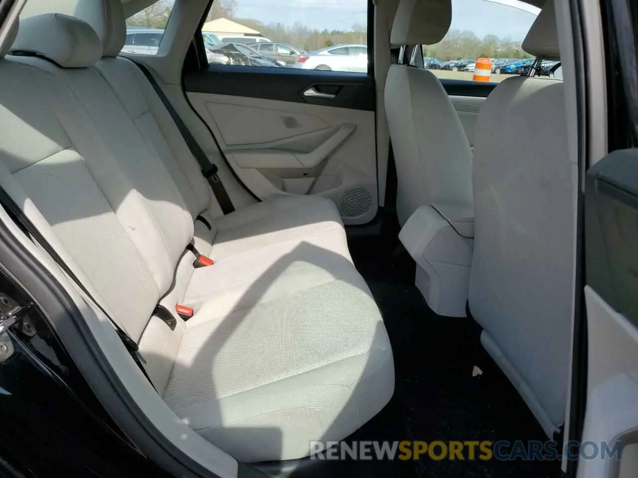 10 Photograph of a damaged car 3VWC57BU4KM112496 VOLKSWAGEN JETTA 2019