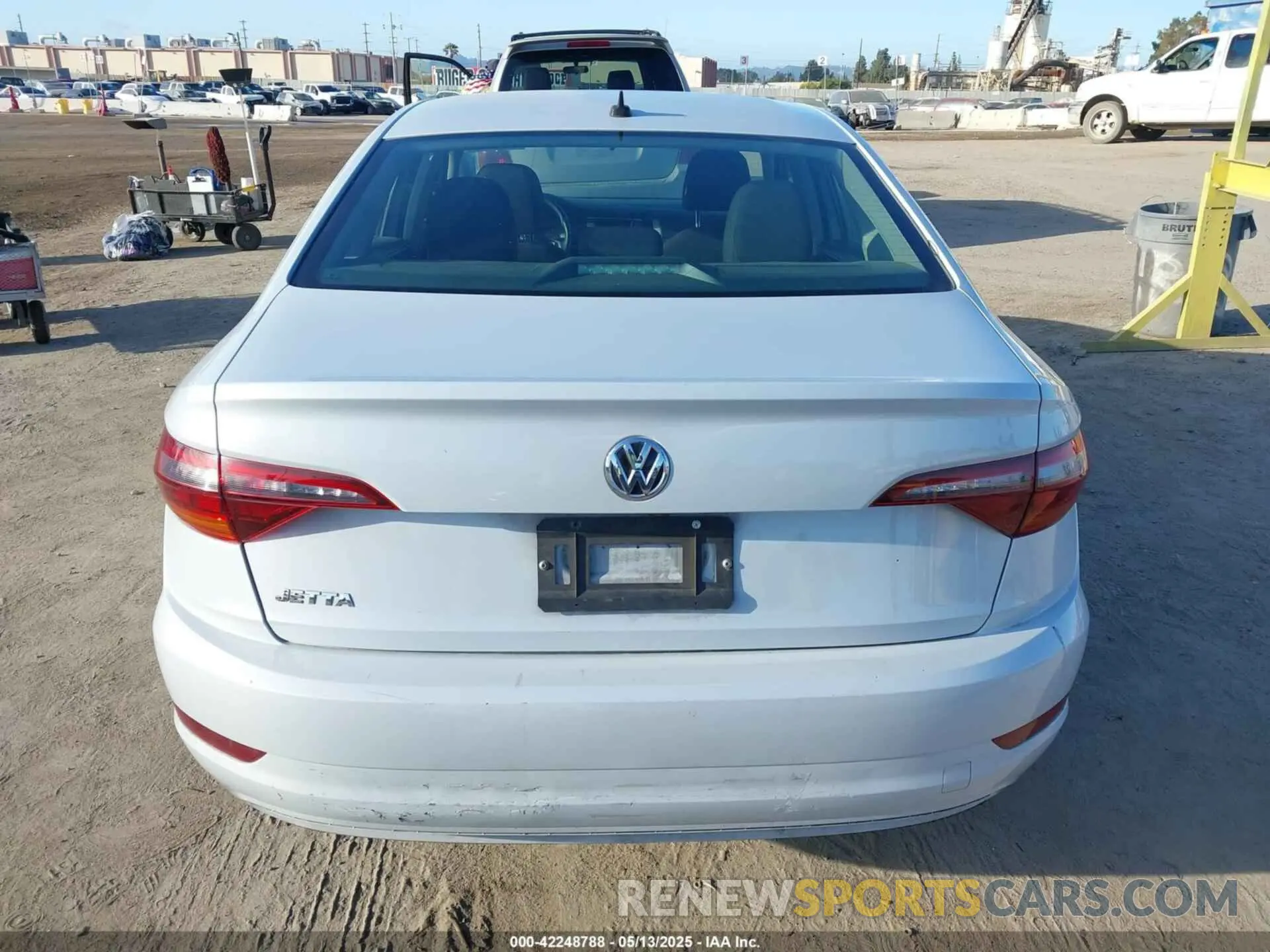 17 Photograph of a damaged car 3VWC57BU4KM129413 VOLKSWAGEN JETTA 2019
