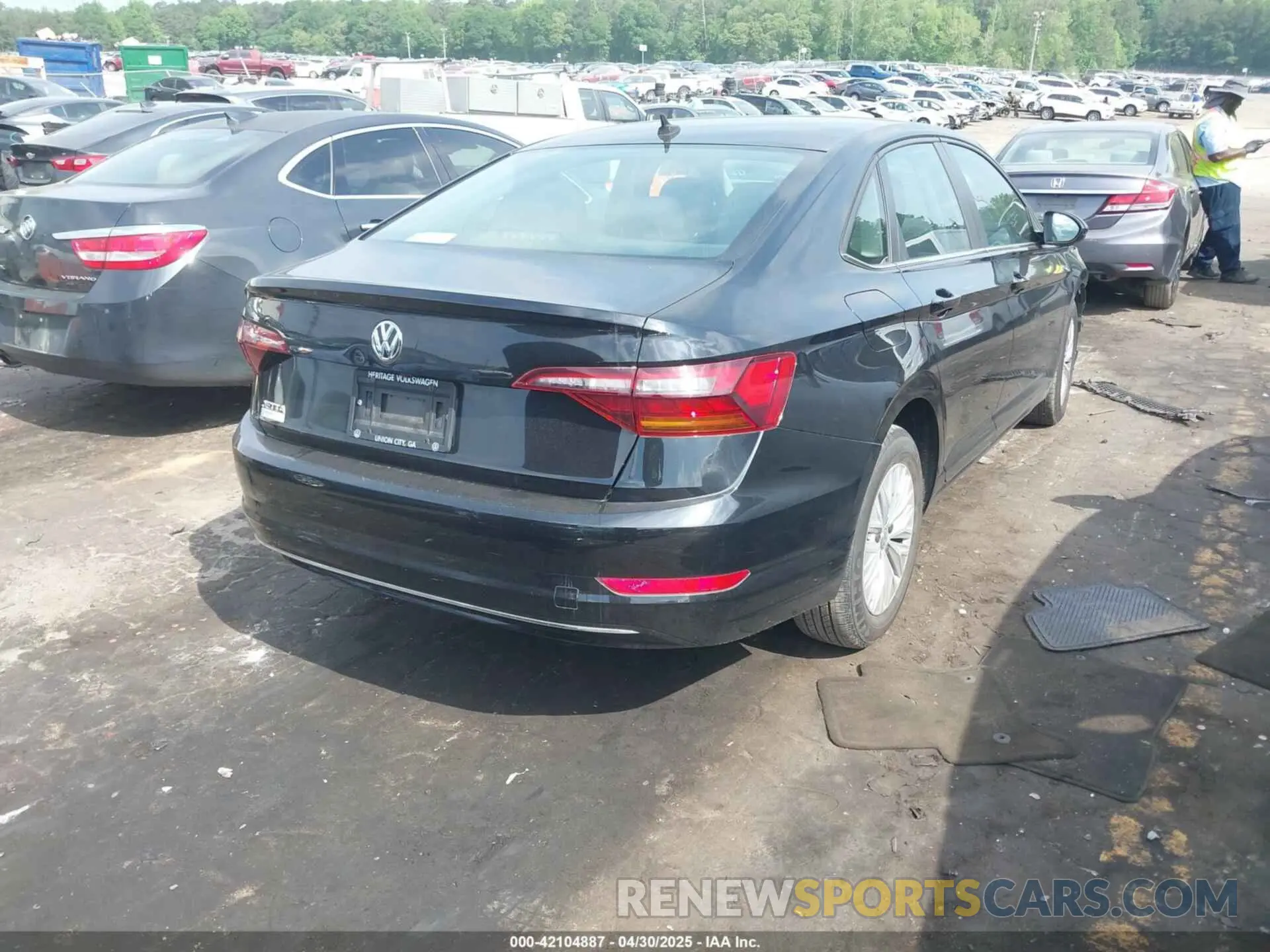 4 Photograph of a damaged car 3VWC57BU4KM170737 VOLKSWAGEN JETTA 2019