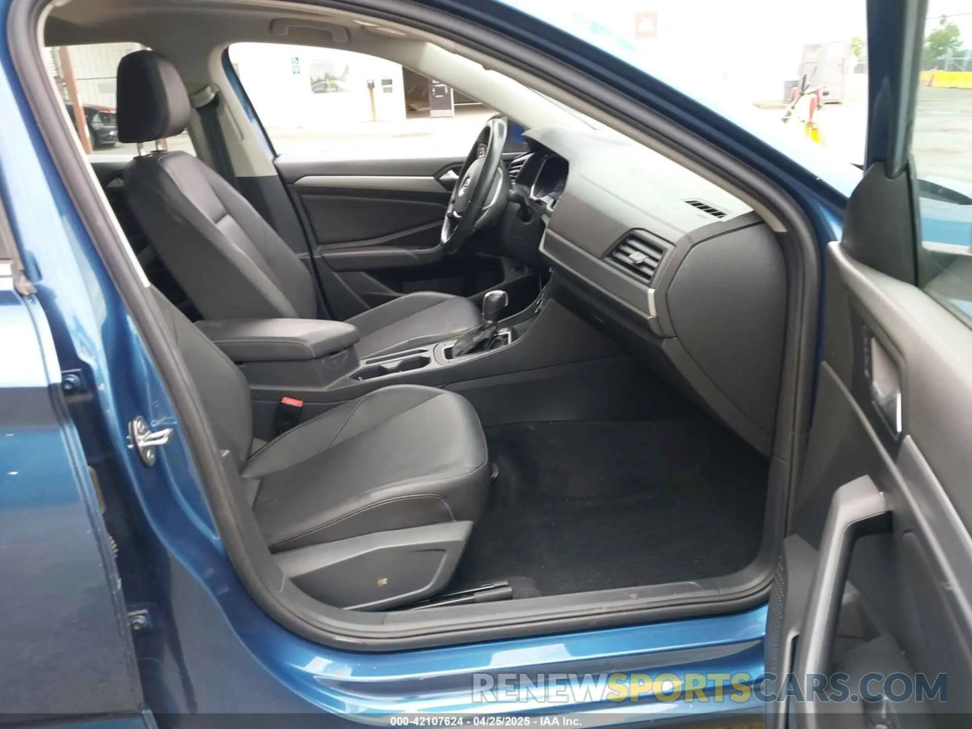 5 Фотография поврежденного автомобиля 3VWC57BU4KM182337 VOLKSWAGEN JETTA 2019
