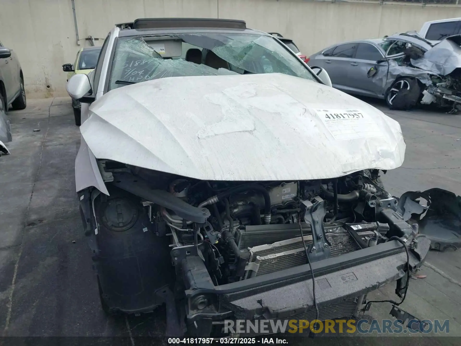 18 Photograph of a damaged car 3VWC57BU5KM064216 VOLKSWAGEN JETTA 2019