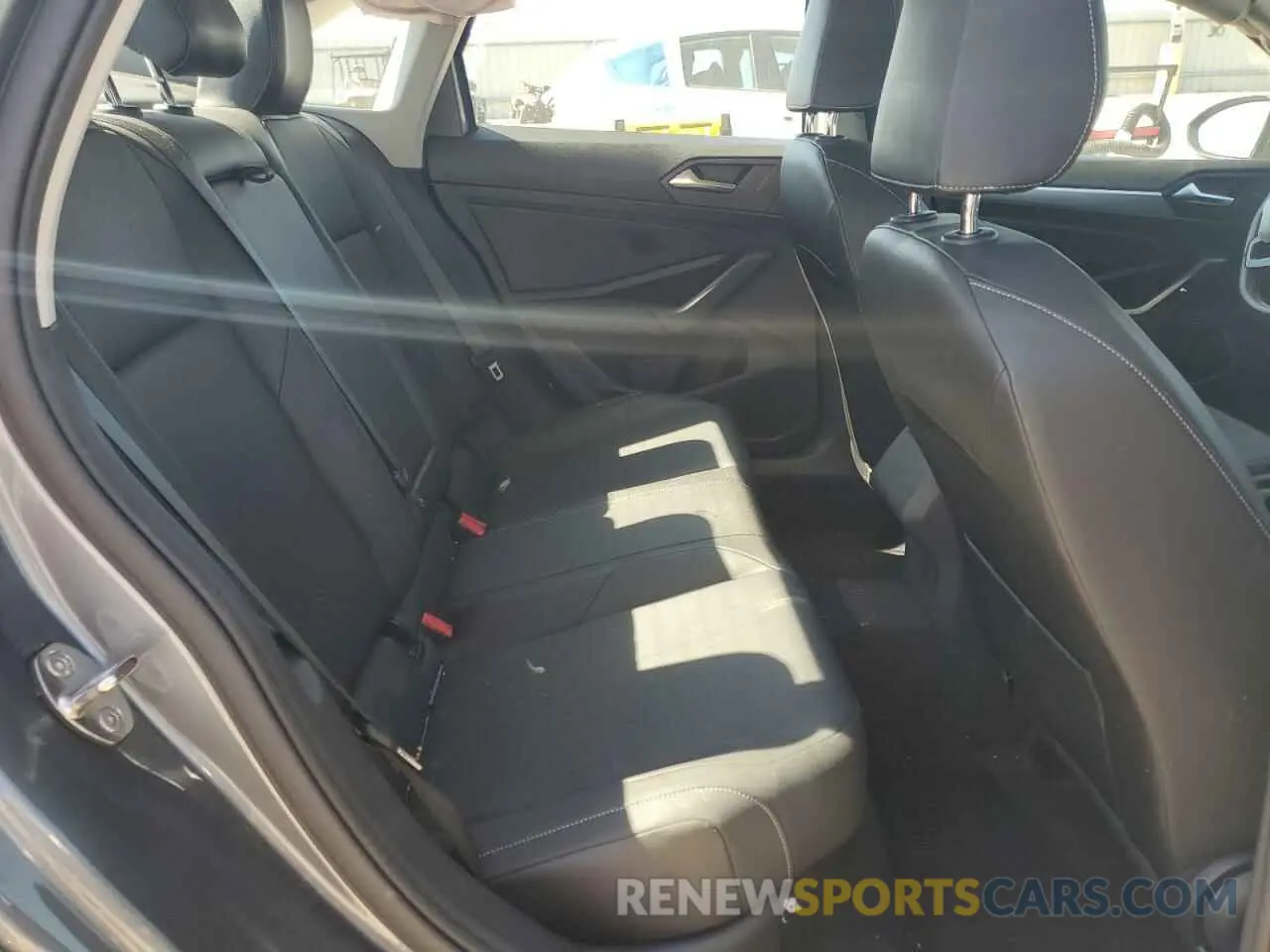 10 Фотография поврежденного автомобиля 3VWC57BU5KM120672 VOLKSWAGEN JETTA 2019