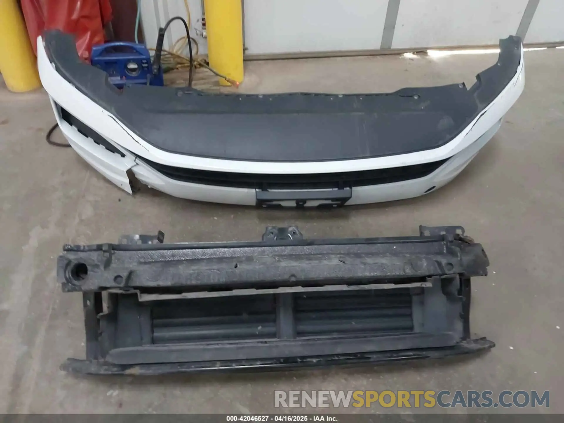 12 Photograph of a damaged car 3VWC57BU5KM121109 VOLKSWAGEN JETTA 2019