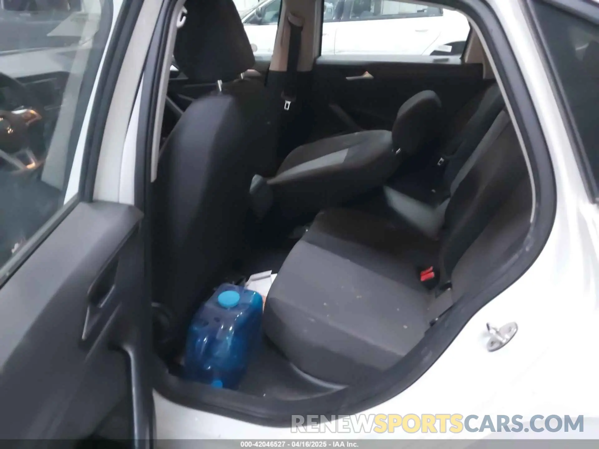 8 Photograph of a damaged car 3VWC57BU5KM121109 VOLKSWAGEN JETTA 2019