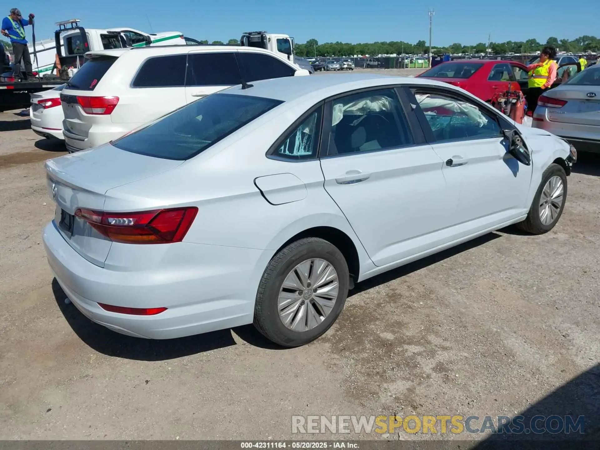 4 Photograph of a damaged car 3VWC57BU5KM131381 VOLKSWAGEN JETTA 2019