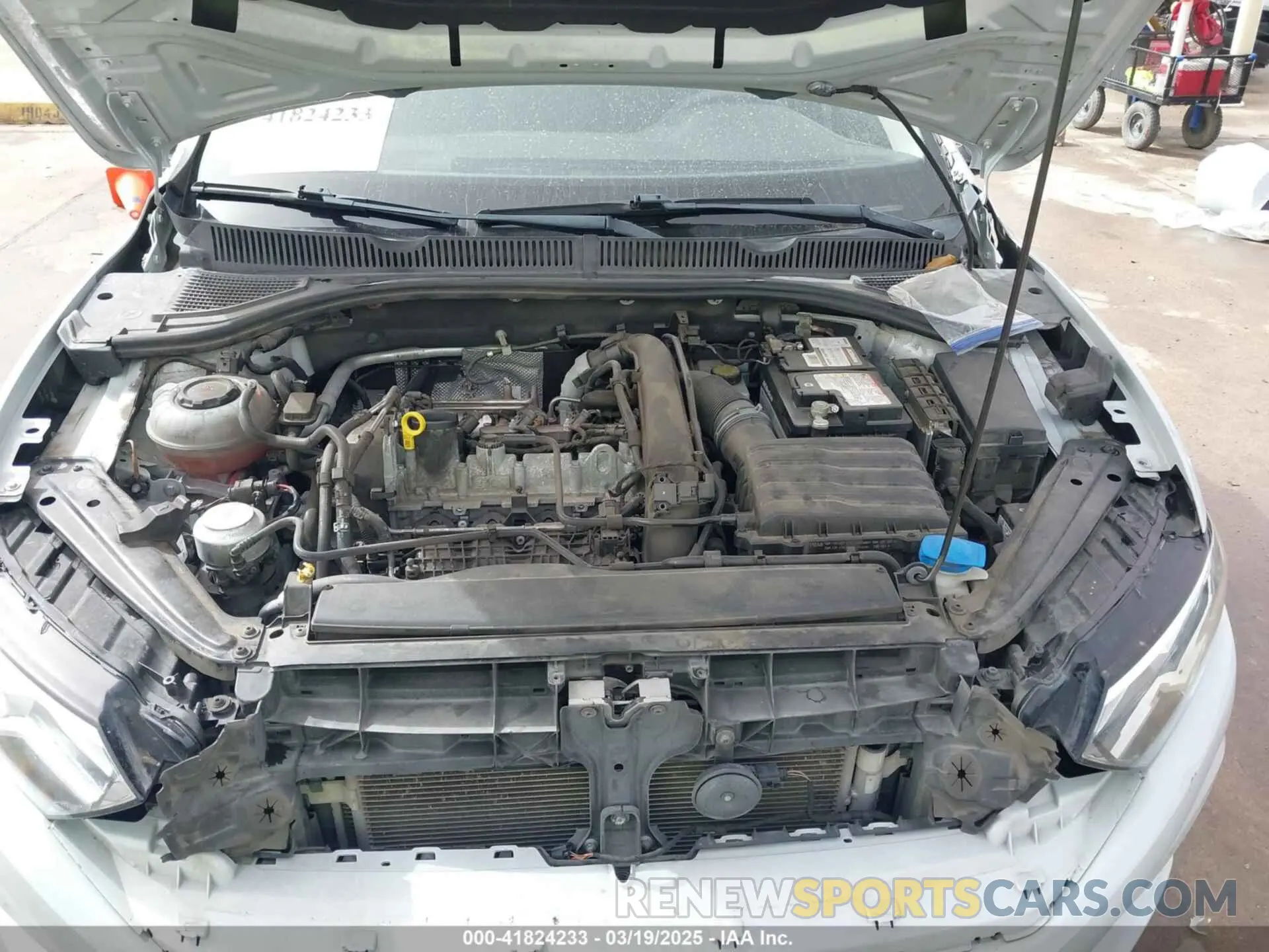 10 Photograph of a damaged car 3VWC57BU5KM131817 VOLKSWAGEN JETTA 2019