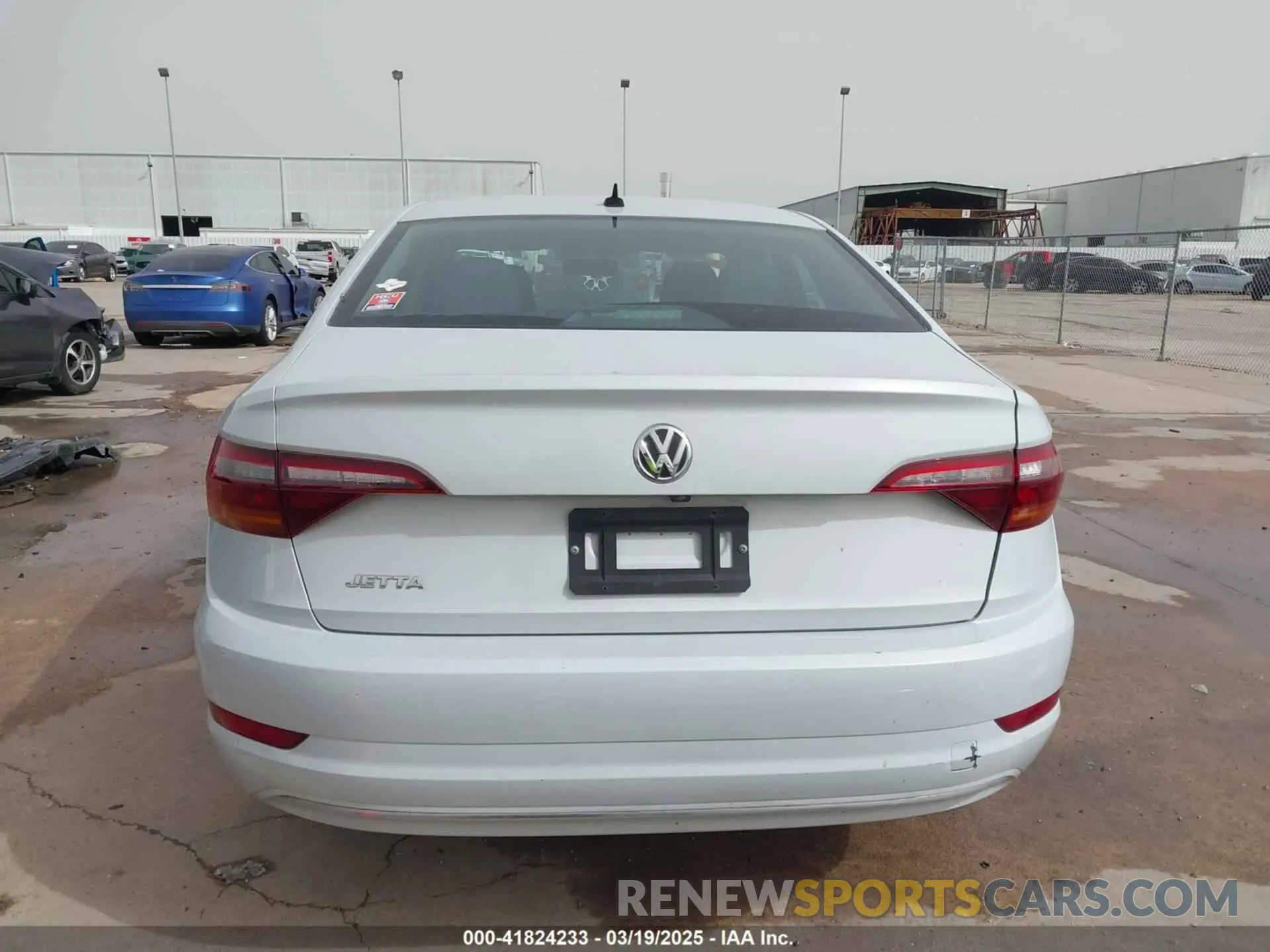 17 Photograph of a damaged car 3VWC57BU5KM131817 VOLKSWAGEN JETTA 2019