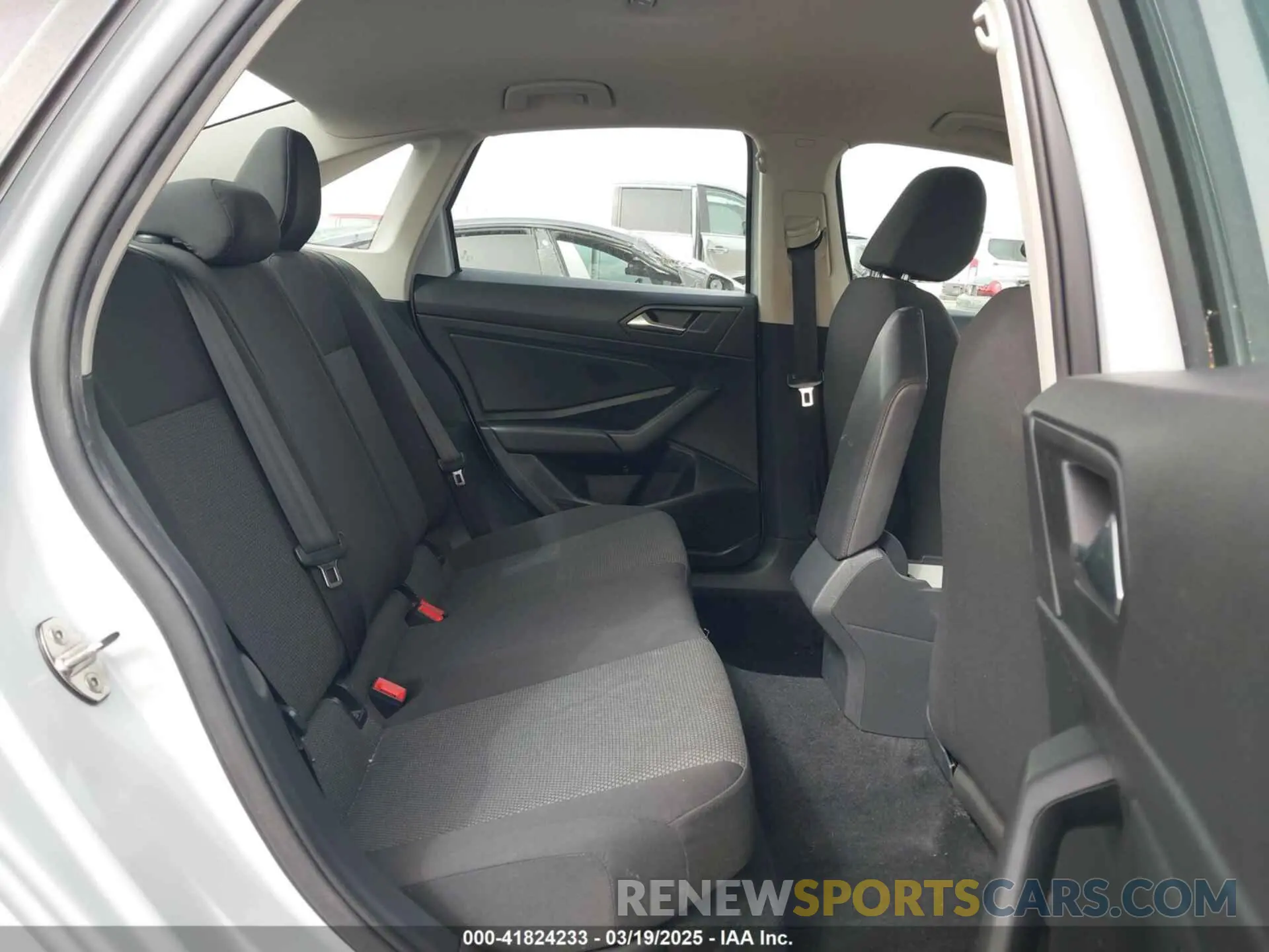 8 Photograph of a damaged car 3VWC57BU5KM131817 VOLKSWAGEN JETTA 2019