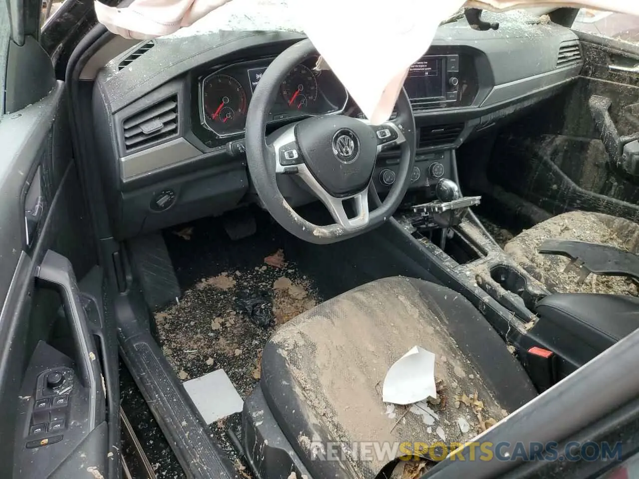 8 Photograph of a damaged car 3VWC57BU5KM170360 VOLKSWAGEN JETTA 2019
