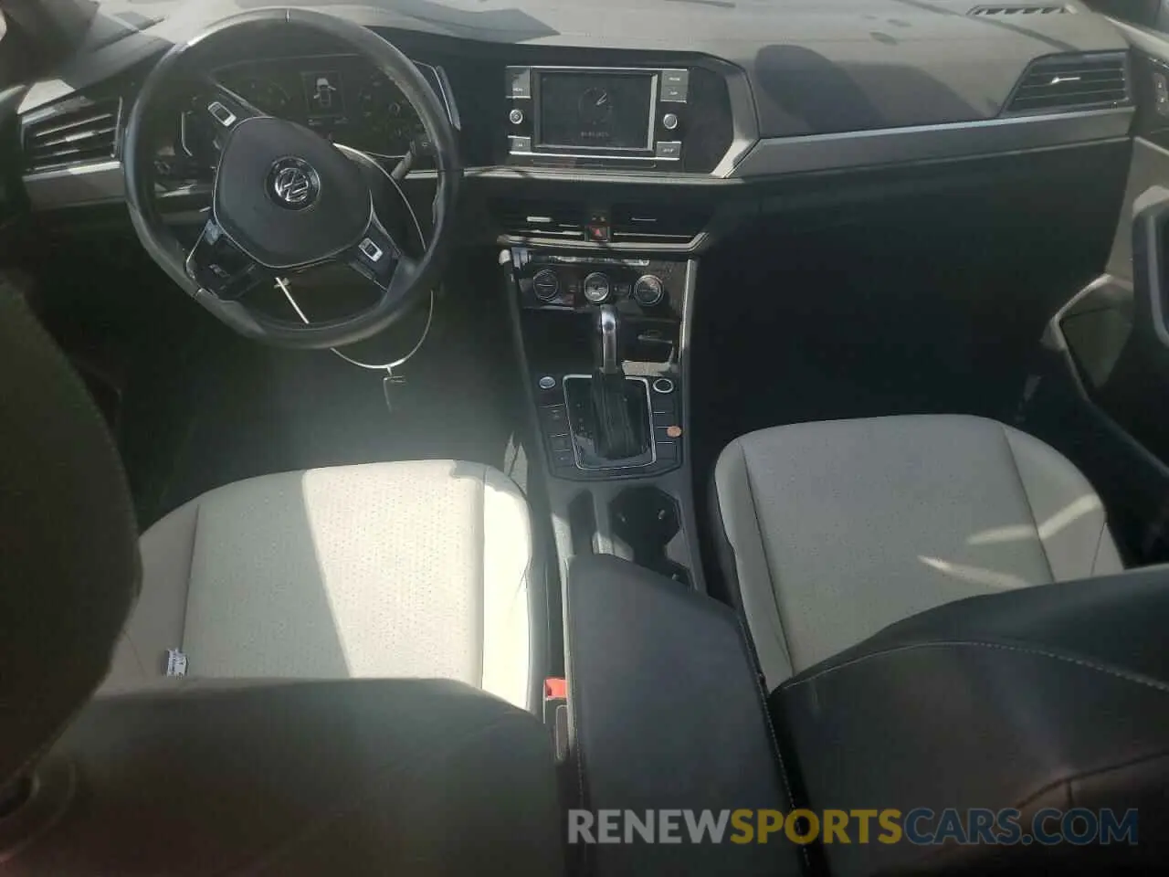 8 Photograph of a damaged car 3VWC57BU5KM181519 VOLKSWAGEN JETTA 2019