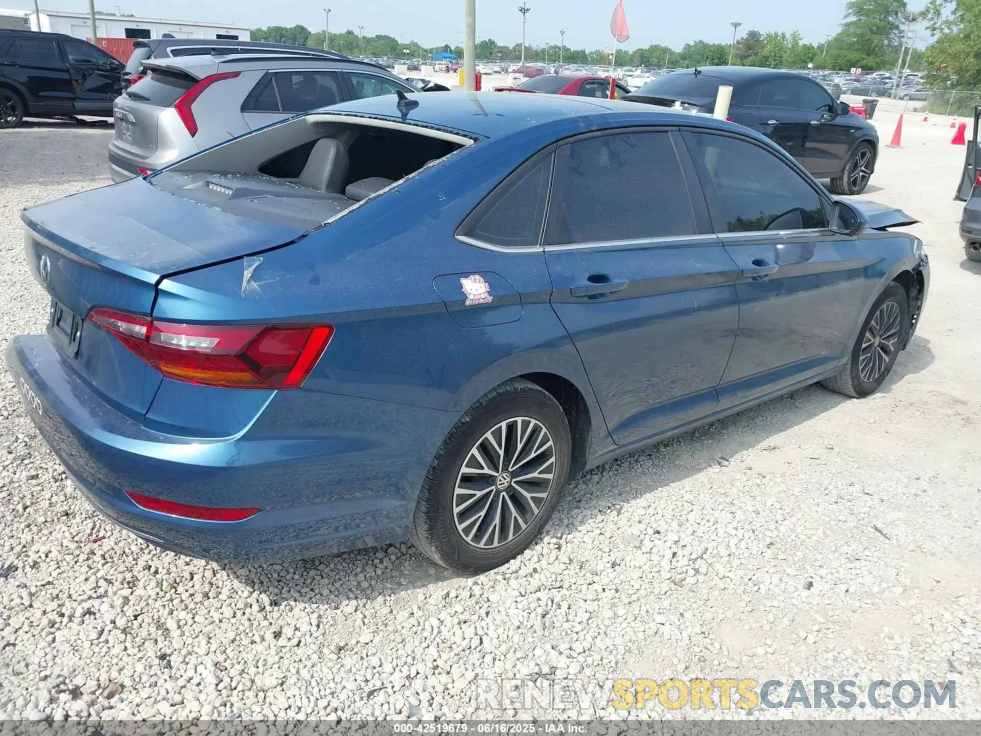 4 Photograph of a damaged car 3VWC57BU5KM226846 VOLKSWAGEN JETTA 2019