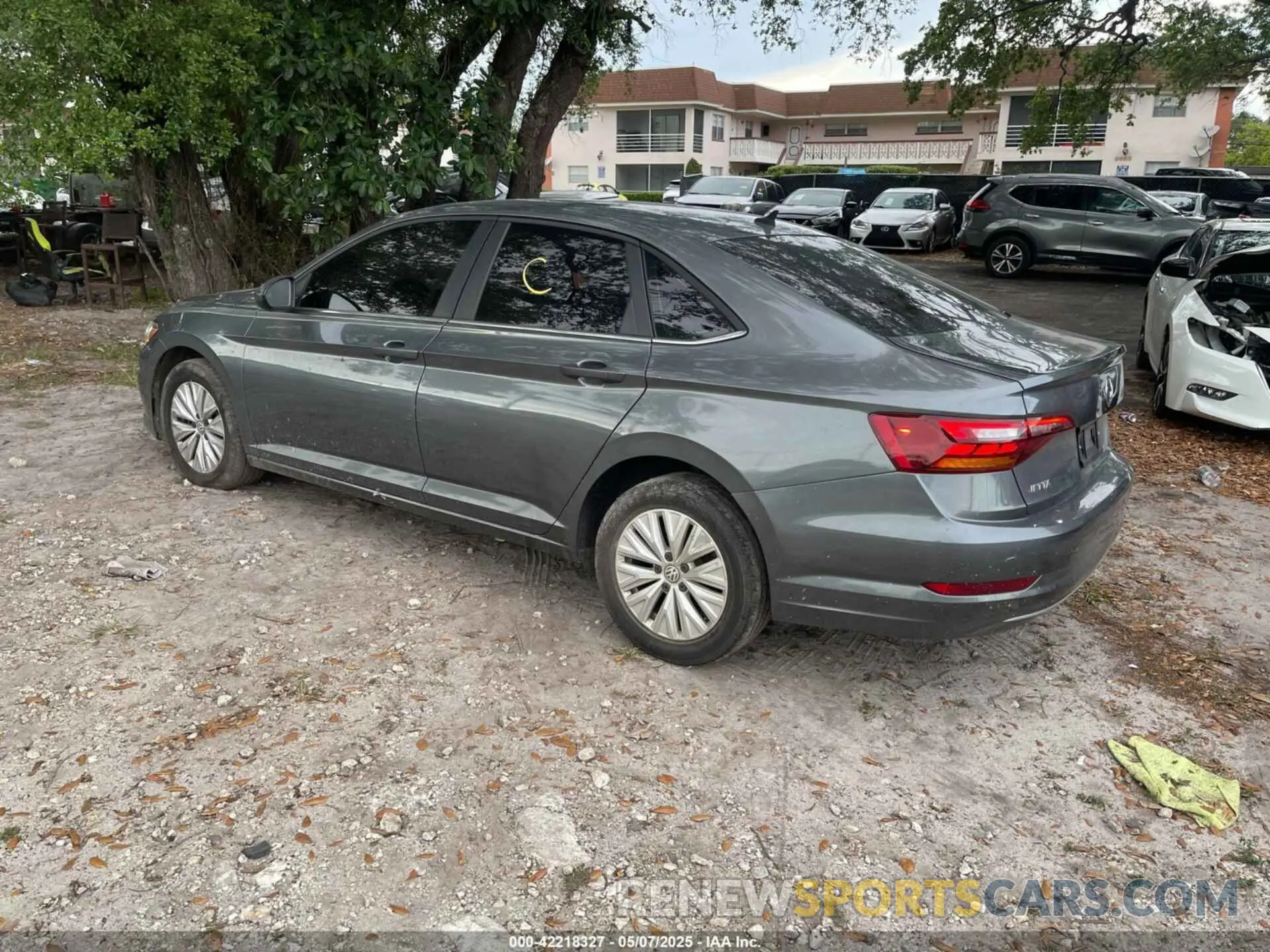 3 Фотография поврежденного автомобиля 3VWC57BU6KM012822 VOLKSWAGEN JETTA 2019