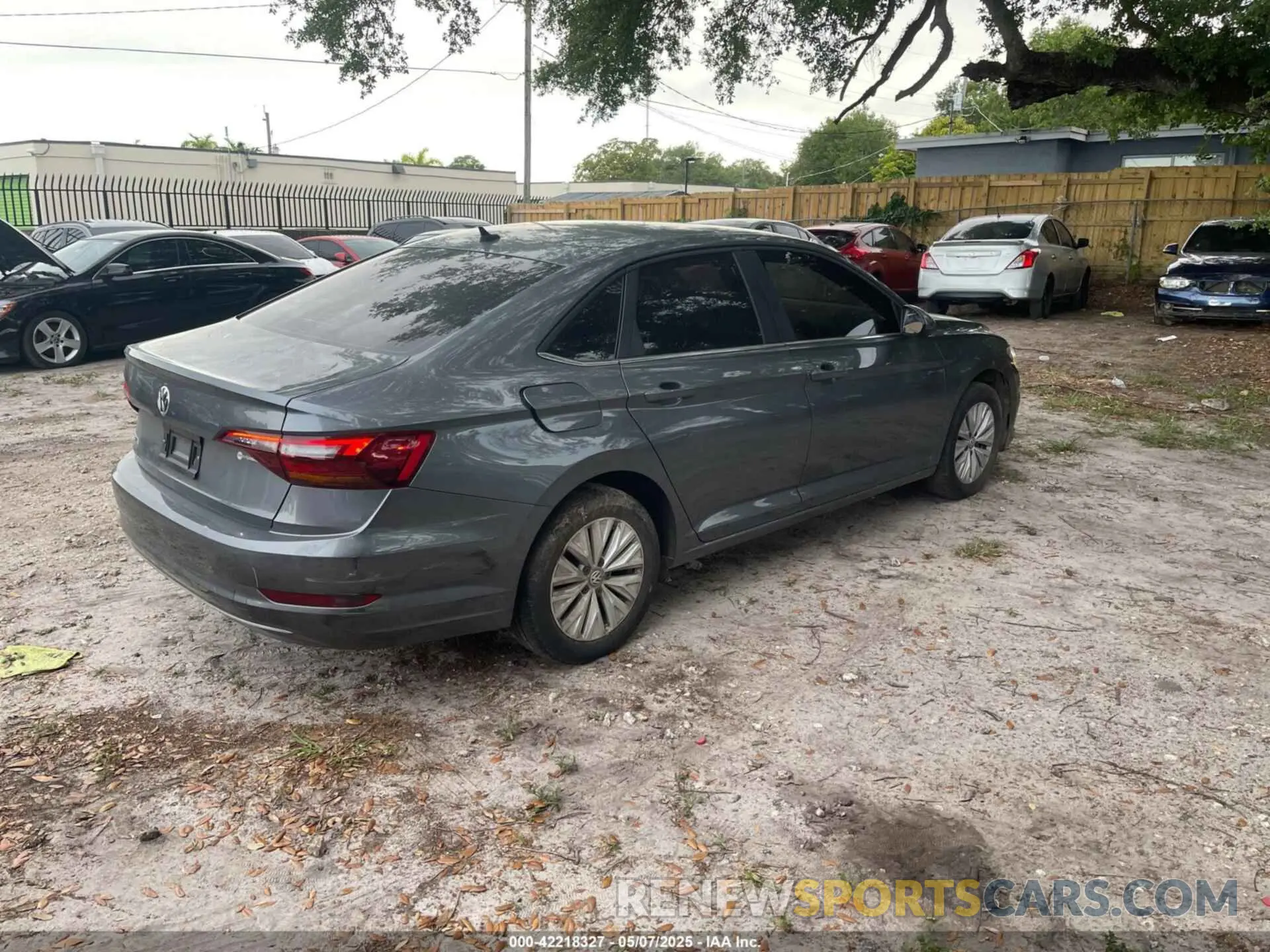 4 Фотография поврежденного автомобиля 3VWC57BU6KM012822 VOLKSWAGEN JETTA 2019