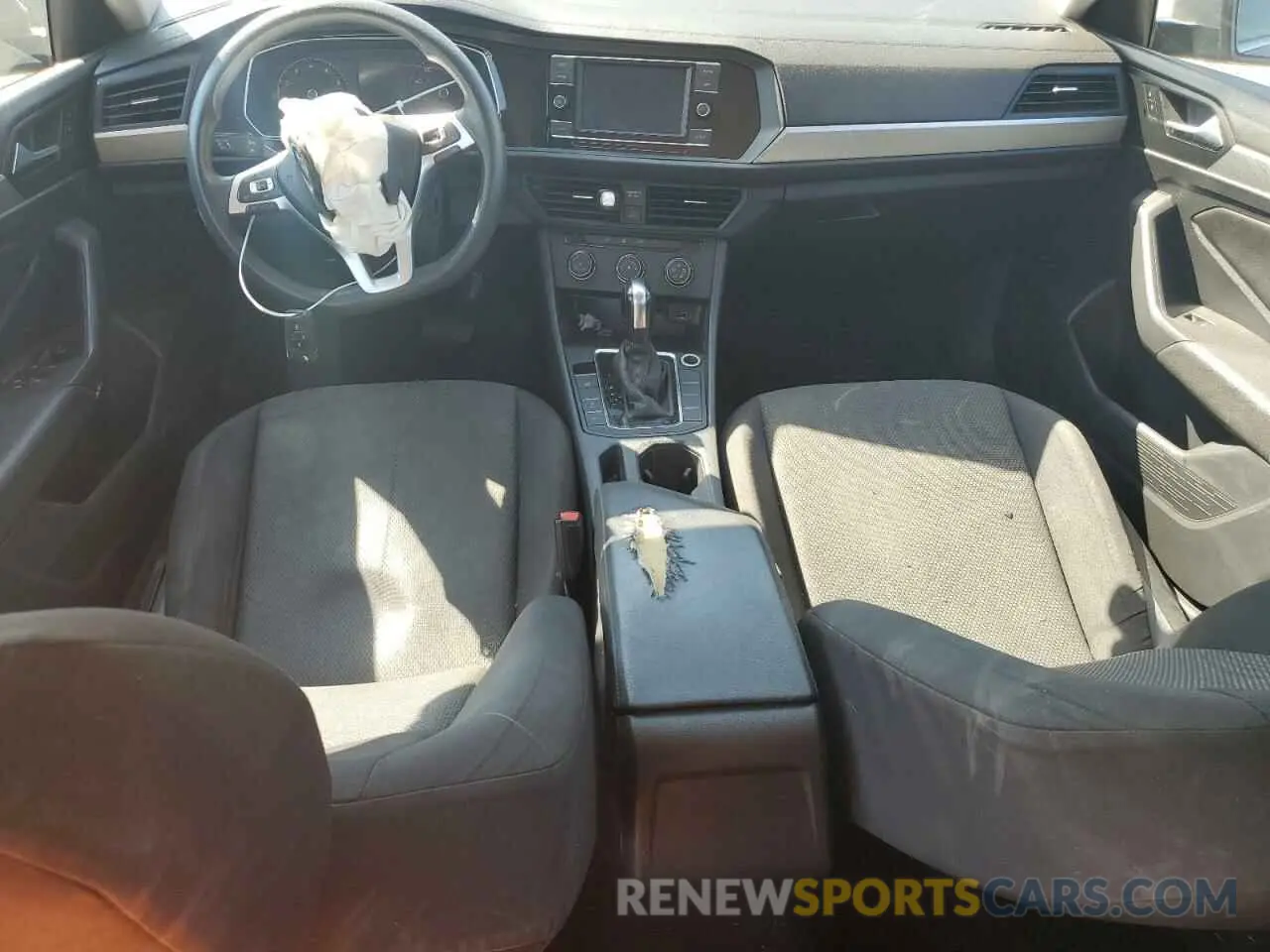 8 Photograph of a damaged car 3VWC57BU6KM048686 VOLKSWAGEN JETTA 2019