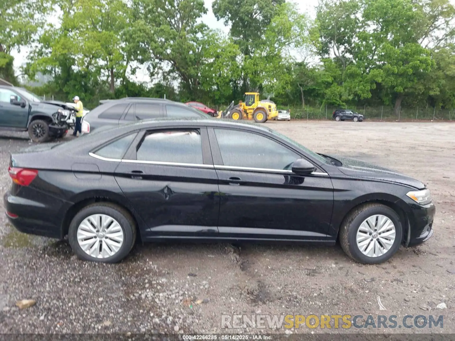 13 Photograph of a damaged car 3VWC57BU6KM066573 VOLKSWAGEN JETTA 2019