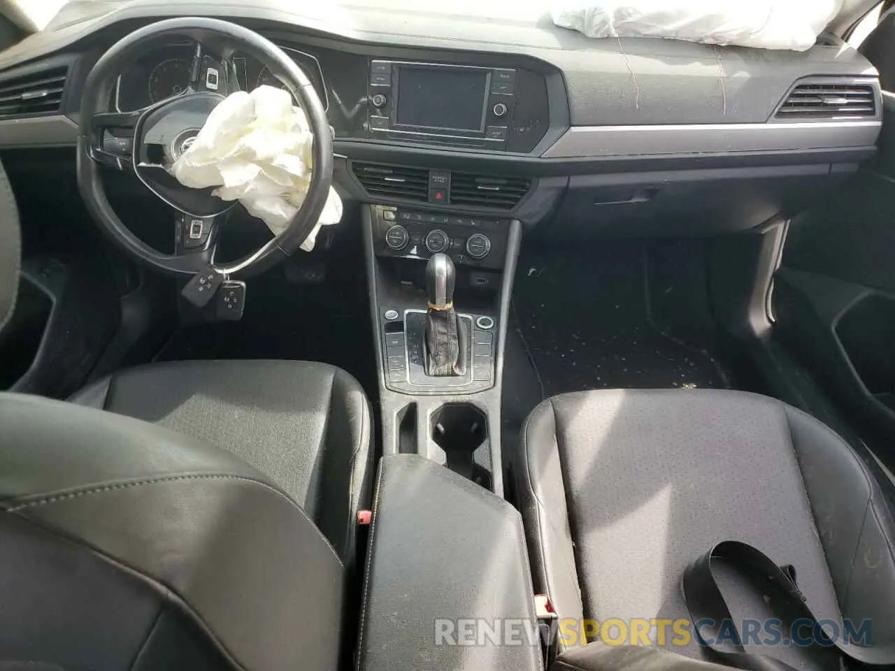 8 Photograph of a damaged car 3VWC57BU6KM120504 VOLKSWAGEN JETTA 2019