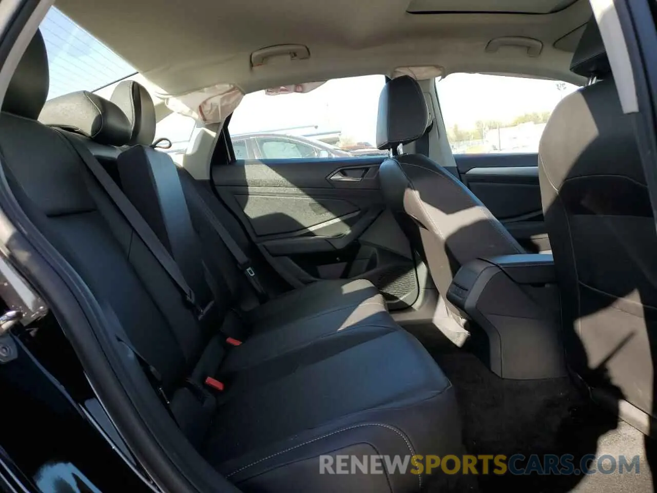 10 Photograph of a damaged car 3VWC57BU6KM228279 VOLKSWAGEN JETTA 2019