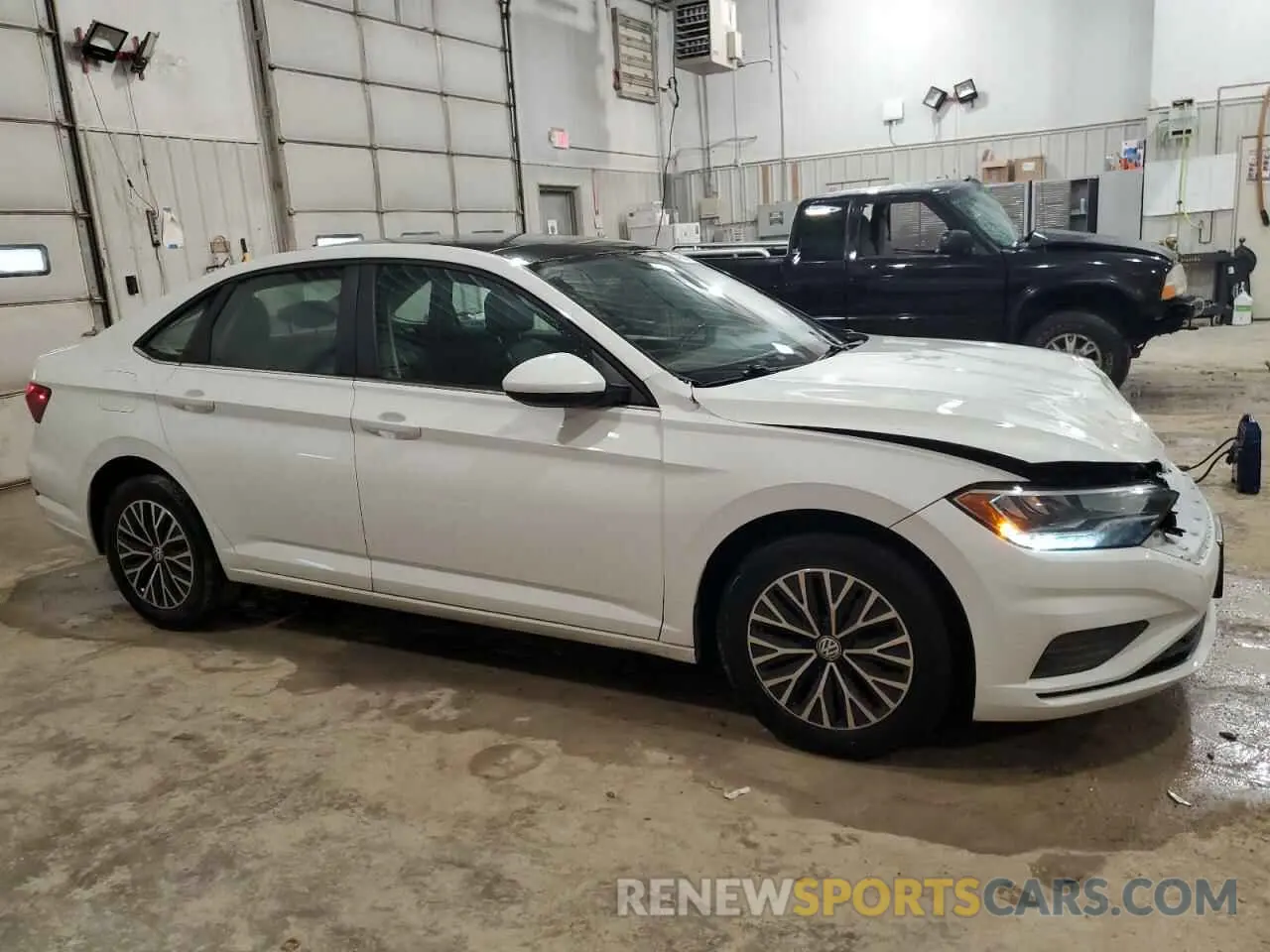 4 Photograph of a damaged car 3VWC57BU7KM017916 VOLKSWAGEN JETTA 2019