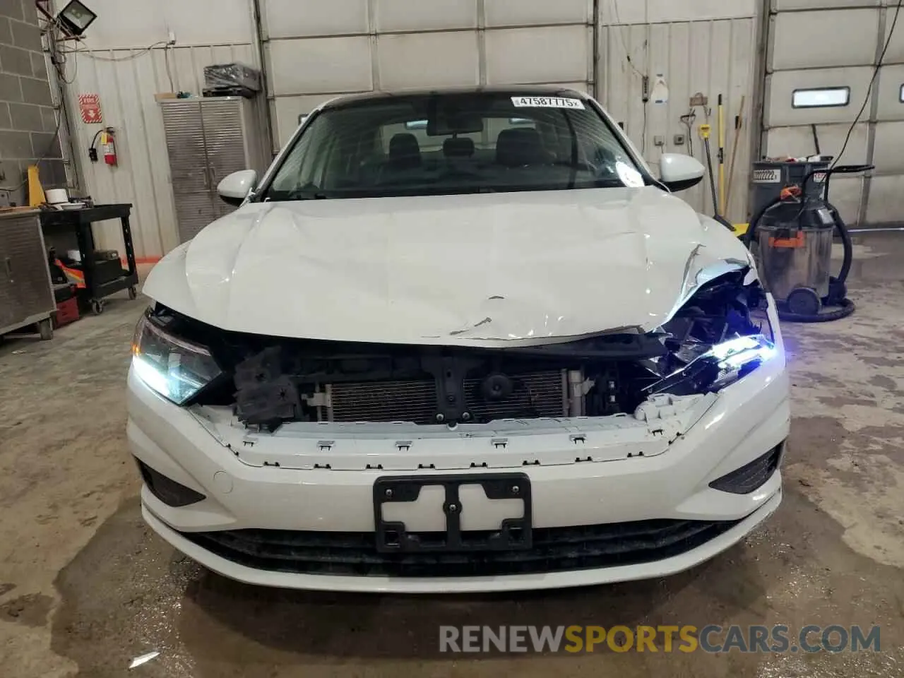 5 Photograph of a damaged car 3VWC57BU7KM017916 VOLKSWAGEN JETTA 2019