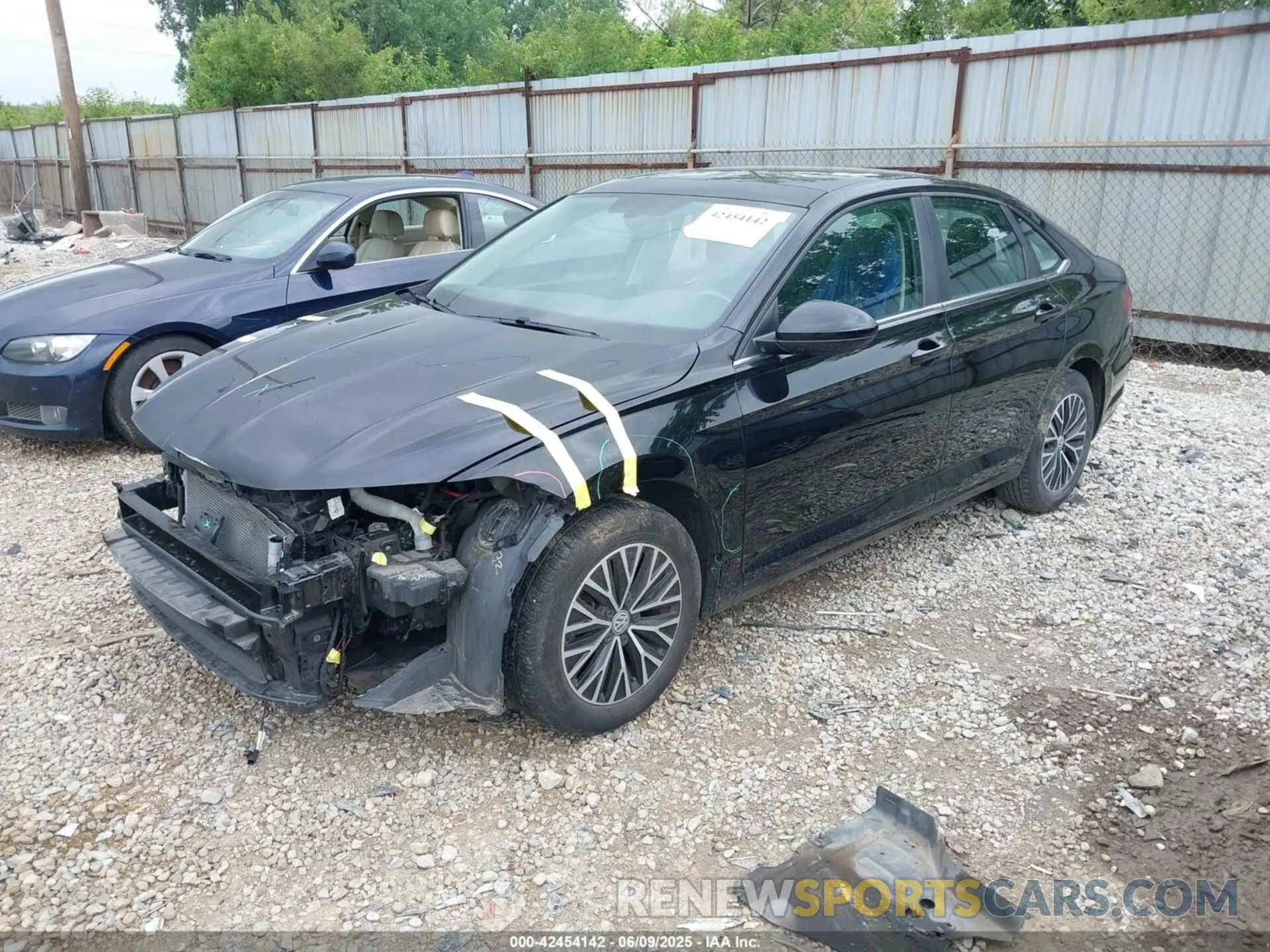 2 Photograph of a damaged car 3VWC57BU7KM260660 VOLKSWAGEN JETTA 2019